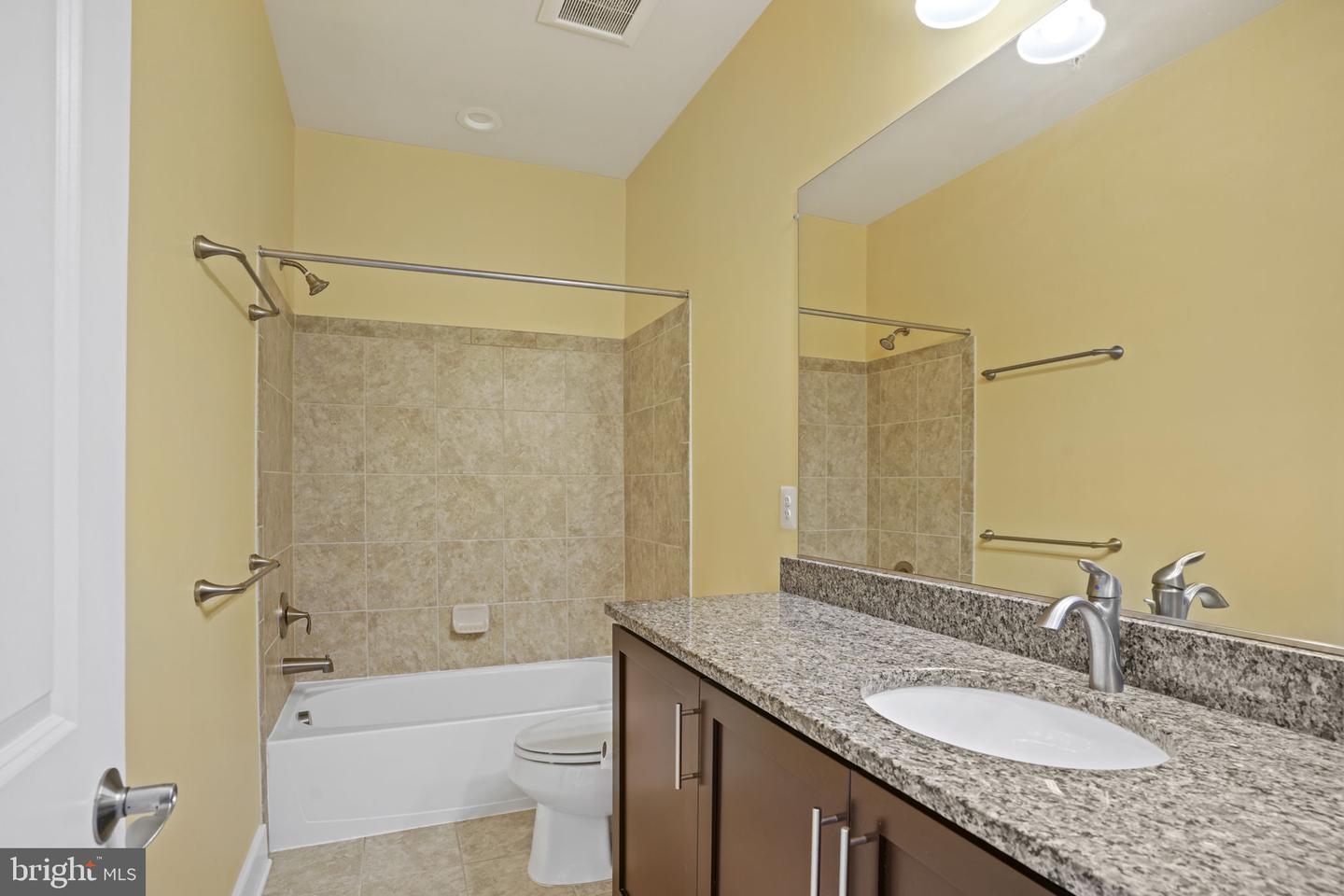 1901 MAIN LINE BLVD #102, ALEXANDRIA, Virginia 22301, 3 Bedrooms Bedrooms, ,2 BathroomsBathrooms,Residential,For sale,1901 MAIN LINE BLVD #102,VAAX2049548 MLS # VAAX2049548 1901 MAIN LINE BLVD #102, ALEXANDRIA, Virginia 22301, 3 Bedrooms Bedrooms, ,2 BathroomsBathrooms,Residential,For sale,1901 MAIN LINE BLVD #102,VAAX2049548 MLS # VAAX2049548