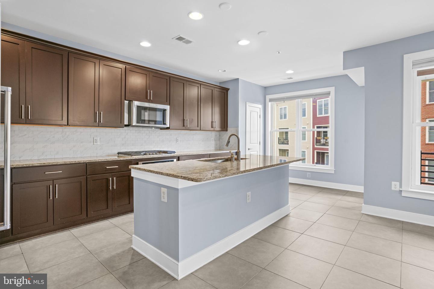 1901 MAIN LINE BLVD #102, ALEXANDRIA, Virginia 22301, 3 Bedrooms Bedrooms, ,2 BathroomsBathrooms,Residential,For sale,1901 MAIN LINE BLVD #102,VAAX2049548 MLS # VAAX2049548 1901 MAIN LINE BLVD #102, ALEXANDRIA, Virginia 22301, 3 Bedrooms Bedrooms, ,2 BathroomsBathrooms,Residential,For sale,1901 MAIN LINE BLVD #102,VAAX2049548 MLS # VAAX2049548