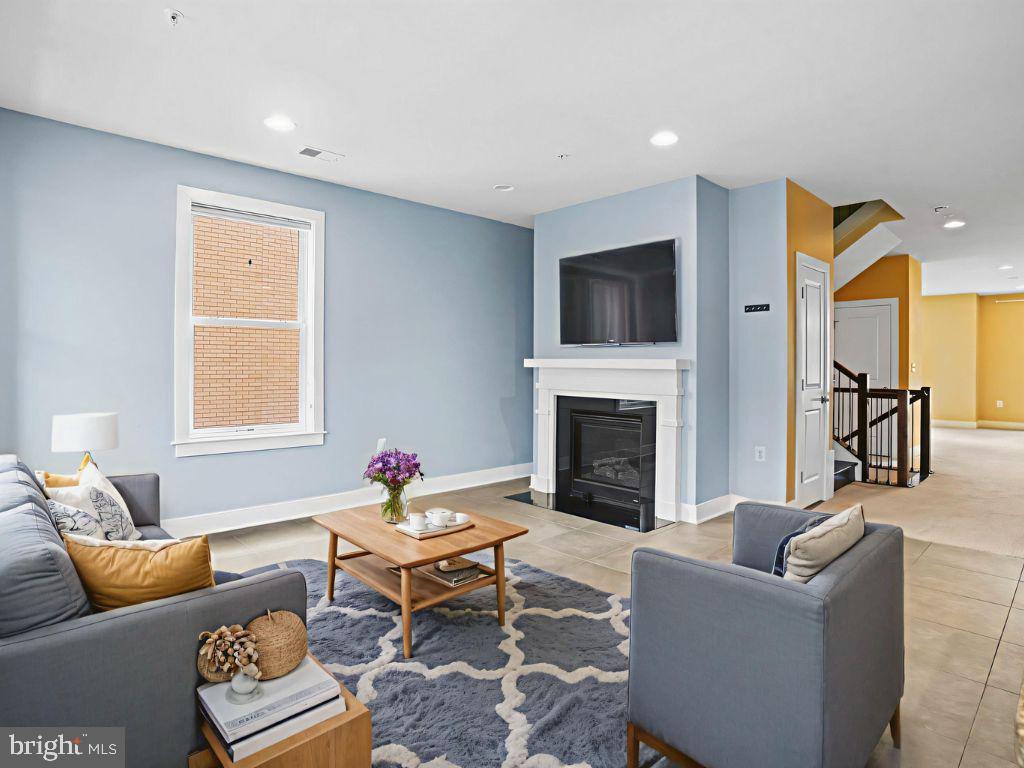 1901 MAIN LINE BLVD #102, ALEXANDRIA, Virginia 22301, 3 Bedrooms Bedrooms, ,2 BathroomsBathrooms,Residential,For sale,1901 MAIN LINE BLVD #102,VAAX2049548 MLS # VAAX2049548 1901 MAIN LINE BLVD #102, ALEXANDRIA, Virginia 22301, 3 Bedrooms Bedrooms, ,2 BathroomsBathrooms,Residential,For sale,1901 MAIN LINE BLVD #102,VAAX2049548 MLS # VAAX2049548