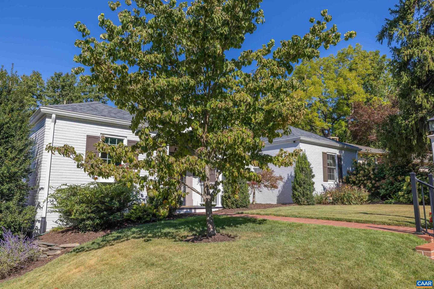 705 OAK AVE, WAYNESBORO, Virginia 22980, 4 Bedrooms Bedrooms, ,2 BathroomsBathrooms,Residential,For sale,705 OAK AVE,668878 MLS # 668878 705 OAK AVE, WAYNESBORO, Virginia 22980, 4 Bedrooms Bedrooms, ,2 BathroomsBathrooms,Residential,For sale,705 OAK AVE,668878 MLS # 668878