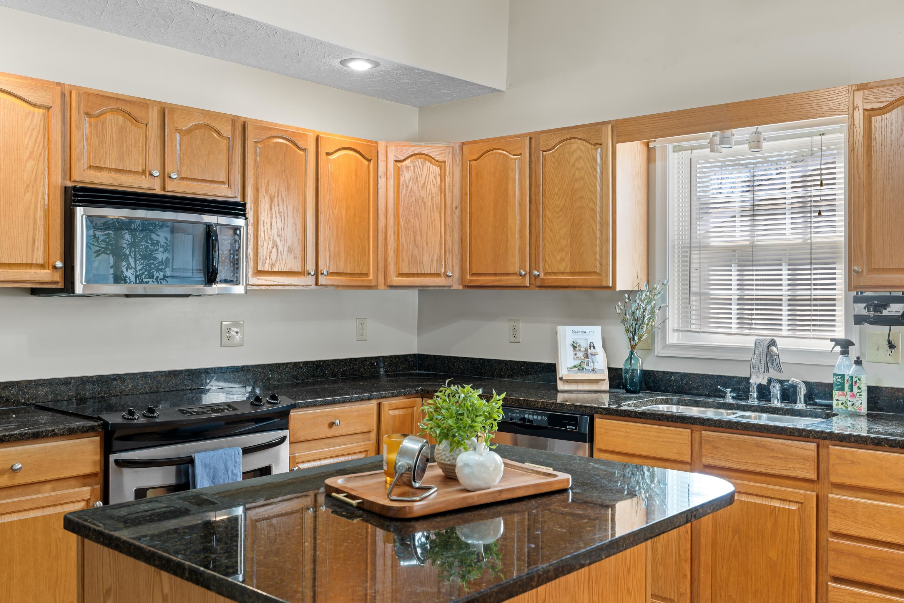 206 RED OAK DR, STAUNTON, Virginia 24401, 3 Bedrooms Bedrooms, ,2 BathroomsBathrooms,Residential,206 RED OAK DR,670739 MLS # 670739 206 RED OAK DR, STAUNTON, Virginia 24401, 3 Bedrooms Bedrooms, ,2 BathroomsBathrooms,Residential,206 RED OAK DR,670739 MLS # 670739