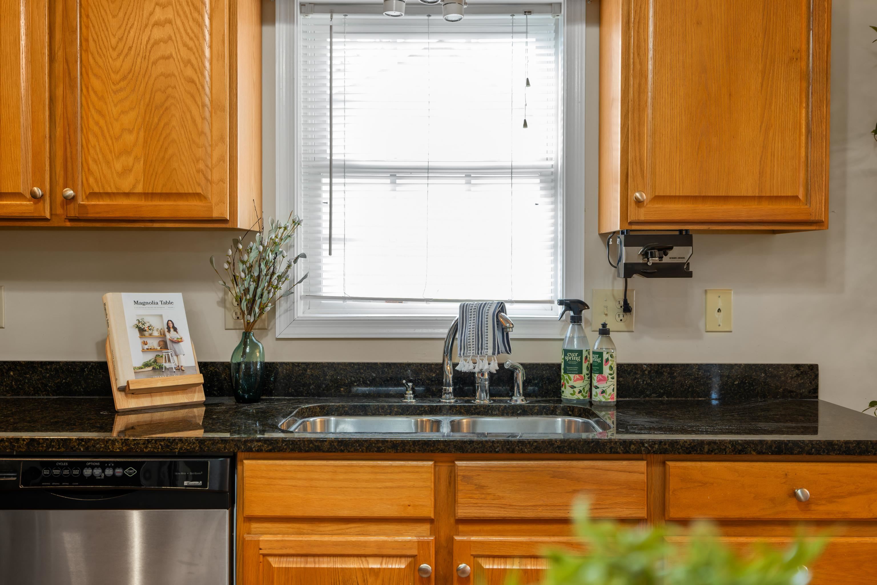 206 RED OAK DR, STAUNTON, Virginia 24401, 3 Bedrooms Bedrooms, ,2 BathroomsBathrooms,Residential,206 RED OAK DR,670739 MLS # 670739 206 RED OAK DR, STAUNTON, Virginia 24401, 3 Bedrooms Bedrooms, ,2 BathroomsBathrooms,Residential,206 RED OAK DR,670739 MLS # 670739