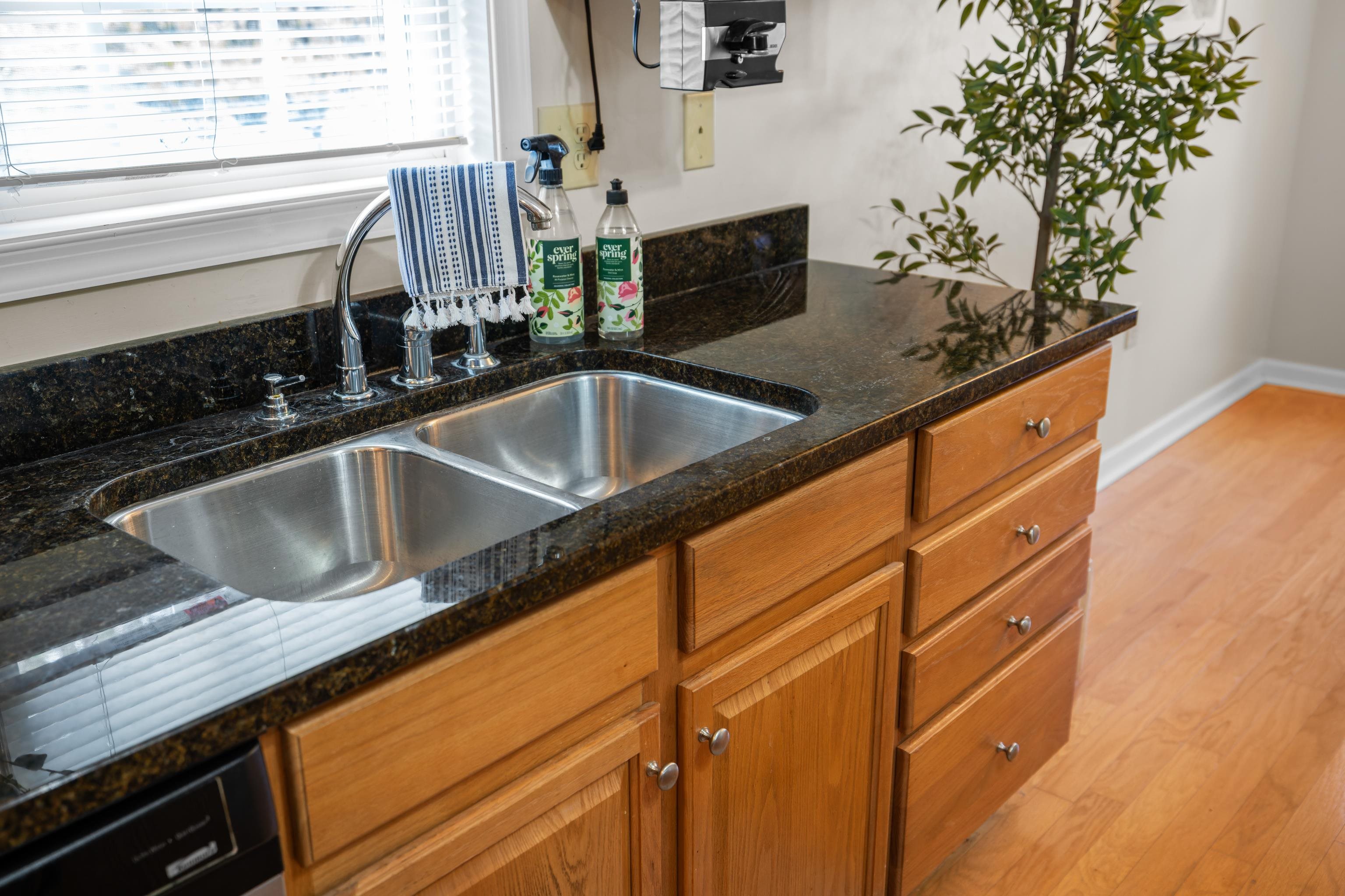 206 RED OAK DR, STAUNTON, Virginia 24401, 3 Bedrooms Bedrooms, ,2 BathroomsBathrooms,Residential,206 RED OAK DR,670739 MLS # 670739 206 RED OAK DR, STAUNTON, Virginia 24401, 3 Bedrooms Bedrooms, ,2 BathroomsBathrooms,Residential,206 RED OAK DR,670739 MLS # 670739