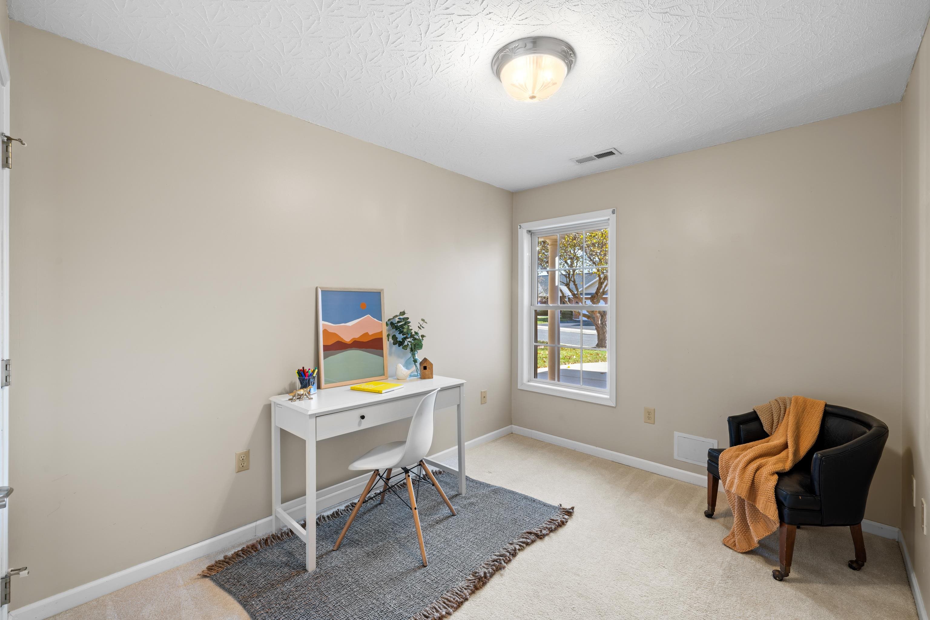 206 RED OAK DR, STAUNTON, Virginia 24401, 3 Bedrooms Bedrooms, ,2 BathroomsBathrooms,Residential,206 RED OAK DR,670739 MLS # 670739 206 RED OAK DR, STAUNTON, Virginia 24401, 3 Bedrooms Bedrooms, ,2 BathroomsBathrooms,Residential,206 RED OAK DR,670739 MLS # 670739