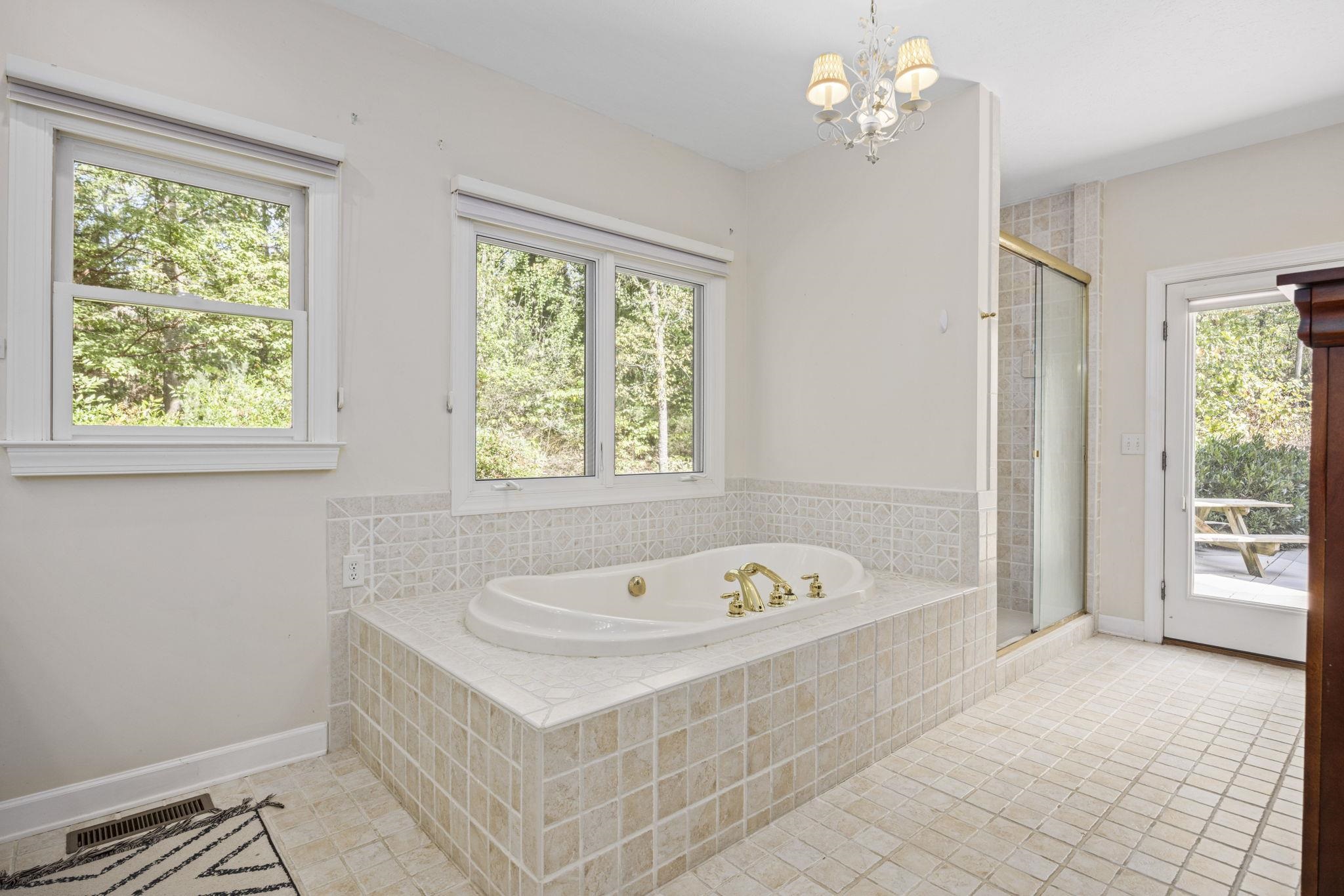 2640 KARAWOOD LN, ROCKINGHAM, Virginia 22801, 5 Bedrooms Bedrooms, ,5 BathroomsBathrooms,Residential,Lot 1A & 1B, Section 2, Woodland Estates Subdi,2640 KARAWOOD LN,670740 MLS # 670740