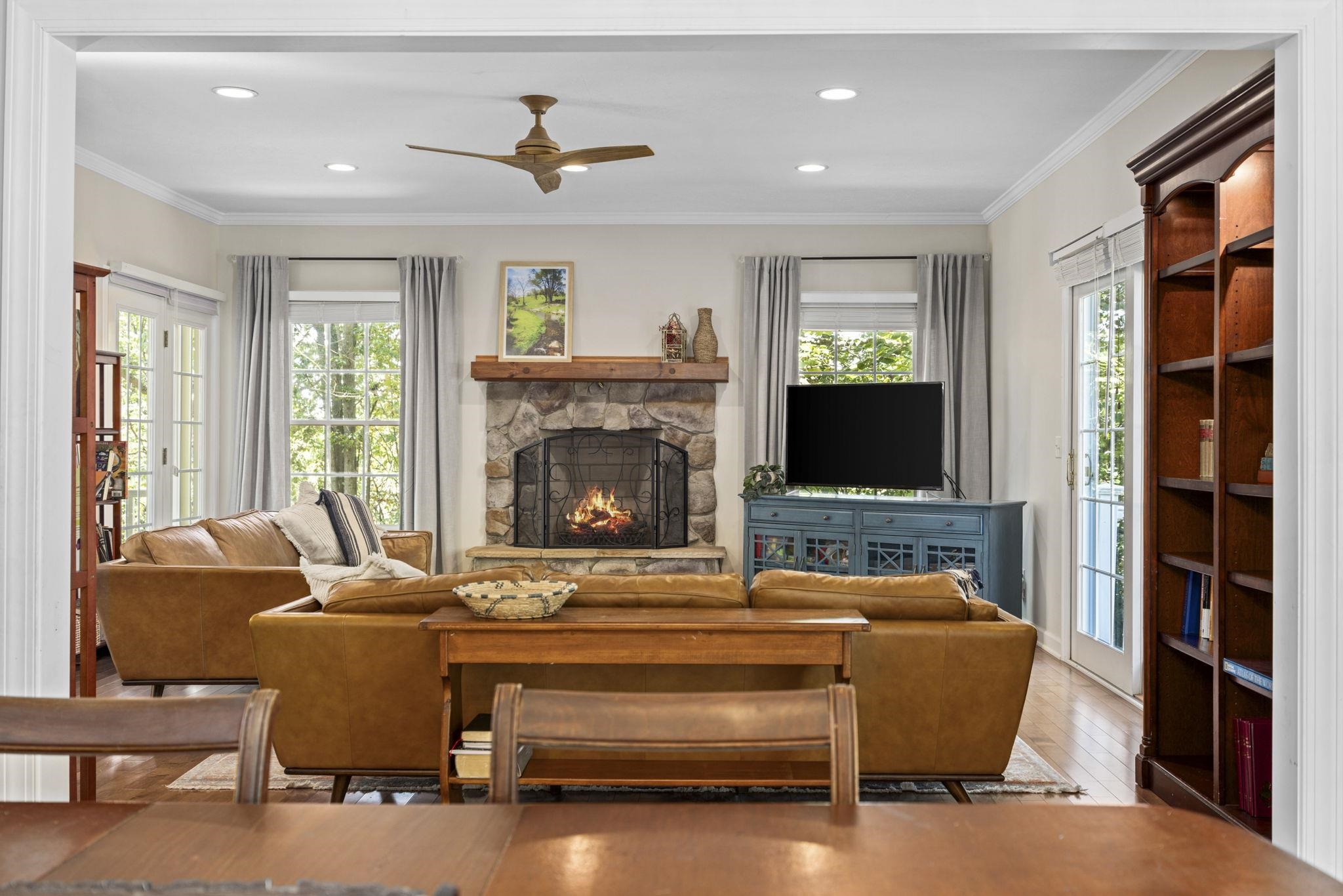 2640 KARAWOOD LN, ROCKINGHAM, Virginia 22801, 5 Bedrooms Bedrooms, ,5 BathroomsBathrooms,Residential,Lot 1A & 1B, Section 2, Woodland Estates Subdi,2640 KARAWOOD LN,670740 MLS # 670740