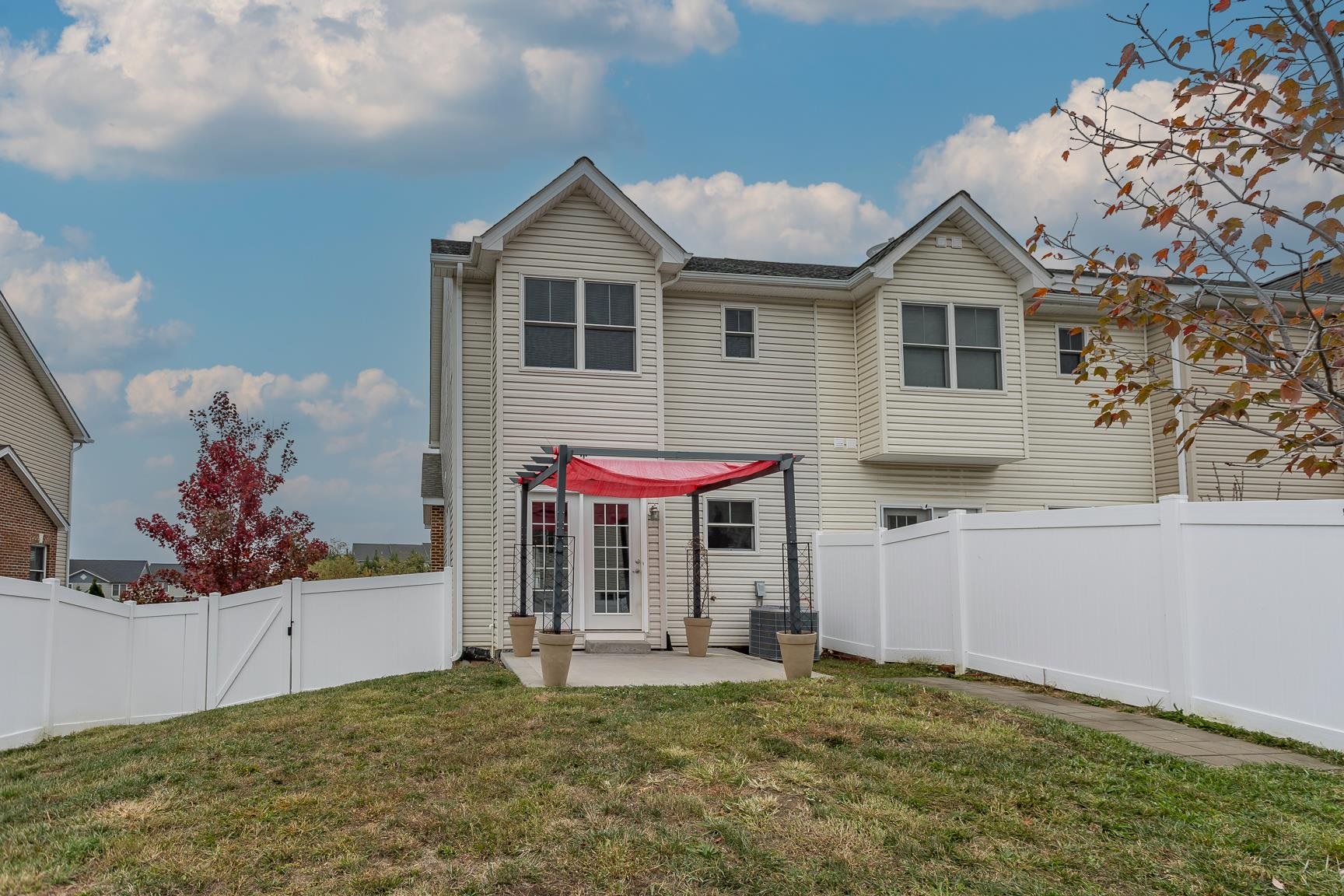 376 TANZANITE DR, HARRISONBURG, Virginia 22801, 3 Bedrooms Bedrooms, ,2 BathroomsBathrooms,Residential,376 TANZANITE DR,670747 MLS # 670747 376 TANZANITE DR, HARRISONBURG, Virginia 22801, 3 Bedrooms Bedrooms, ,2 BathroomsBathrooms,Residential,376 TANZANITE DR,670747 MLS # 670747