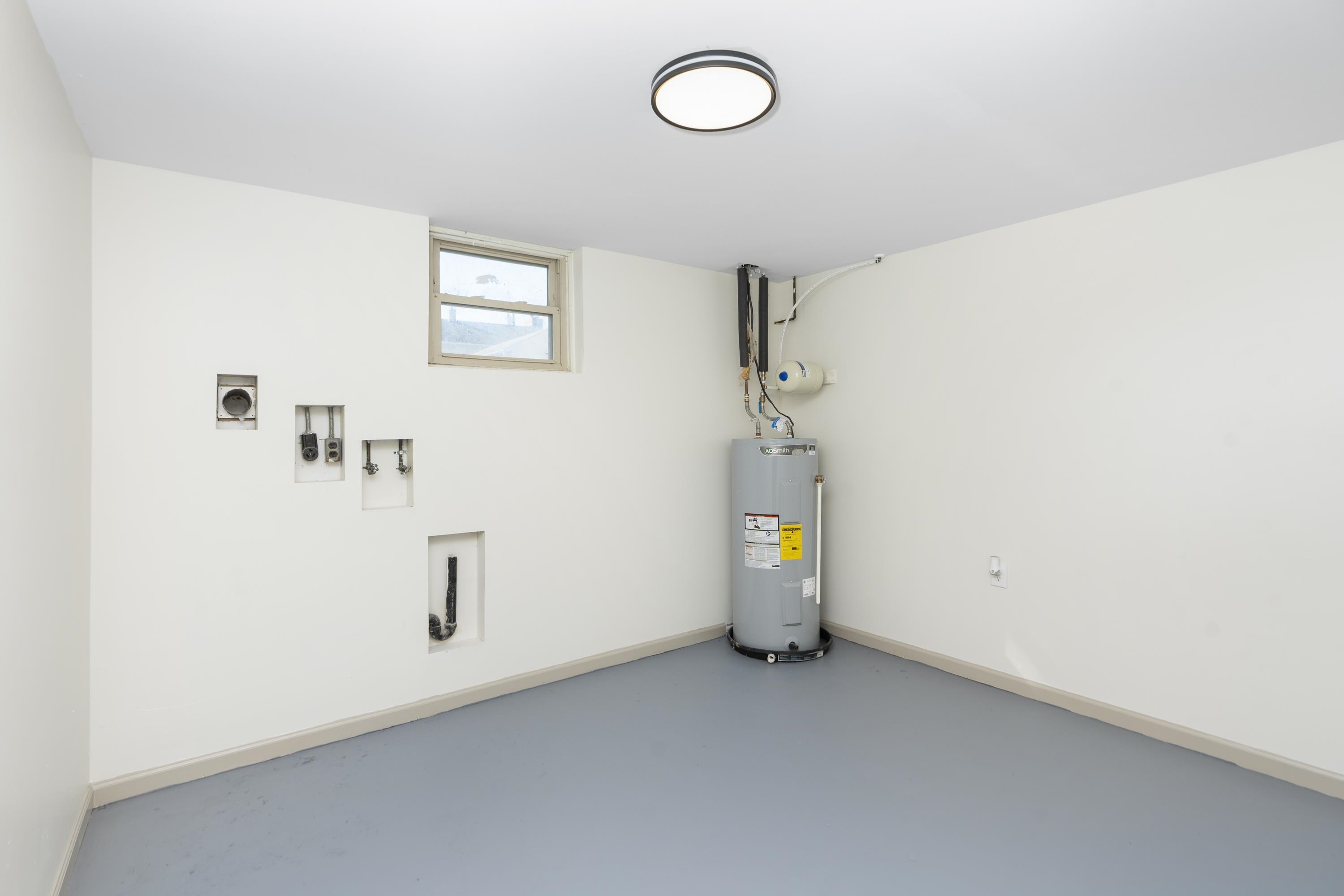 1624 PACKARD ST, STAUNTON, Virginia 24401, 3 Bedrooms Bedrooms, ,1 BathroomBathrooms,Residential,1624 PACKARD ST,670748 MLS # 670748 1624 PACKARD ST, STAUNTON, Virginia 24401, 3 Bedrooms Bedrooms, ,1 BathroomBathrooms,Residential,1624 PACKARD ST,670748 MLS # 670748