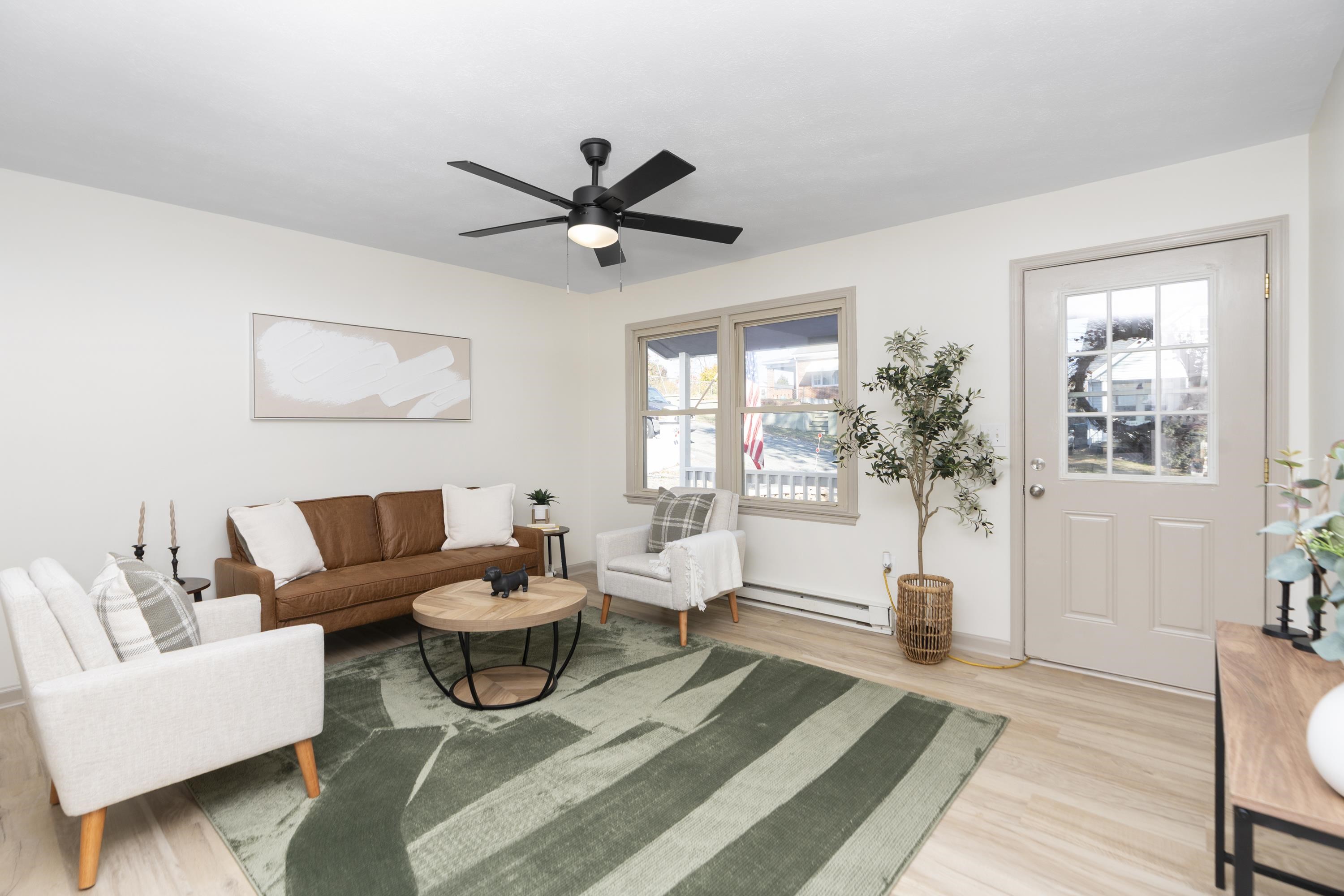 1624 PACKARD ST, STAUNTON, Virginia 24401, 3 Bedrooms Bedrooms, ,1 BathroomBathrooms,Residential,1624 PACKARD ST,670748 MLS # 670748 1624 PACKARD ST, STAUNTON, Virginia 24401, 3 Bedrooms Bedrooms, ,1 BathroomBathrooms,Residential,1624 PACKARD ST,670748 MLS # 670748