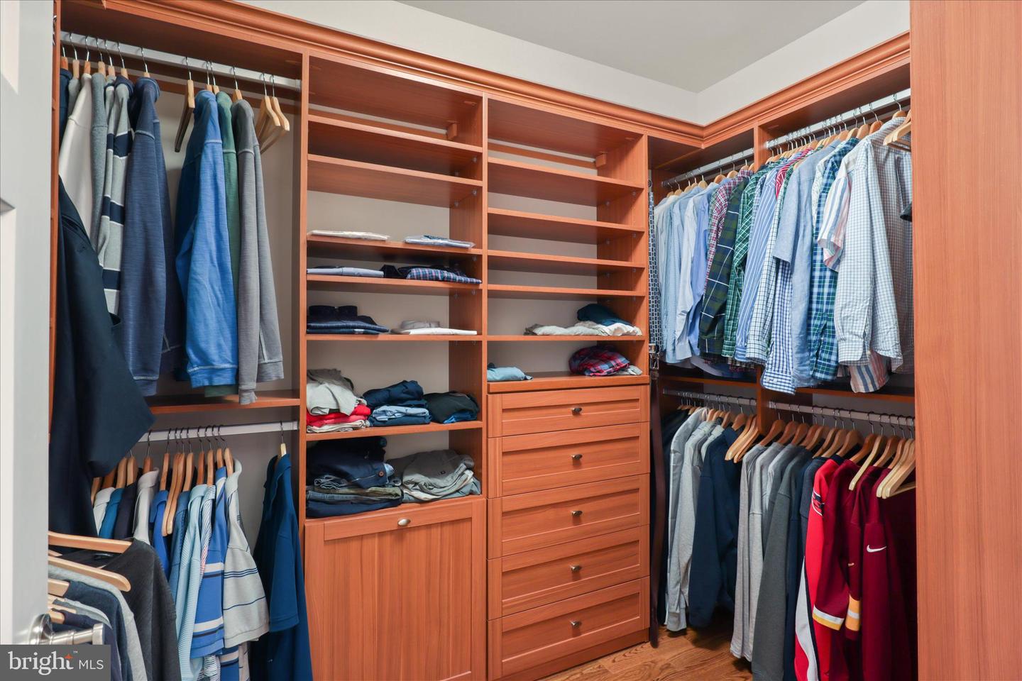 3601 27TH ST N, ARLINGTON, Virginia 22207, 5 Bedrooms Bedrooms, 20 Rooms Rooms,4 BathroomsBathrooms,Residential,For sale,3601 27TH ST N,VAAR2065238 MLS # VAAR2065238 3601 27TH ST N, ARLINGTON, Virginia 22207, 5 Bedrooms Bedrooms, 20 Rooms Rooms,4 BathroomsBathrooms,Residential,For sale,3601 27TH ST N,VAAR2065238 MLS # VAAR2065238