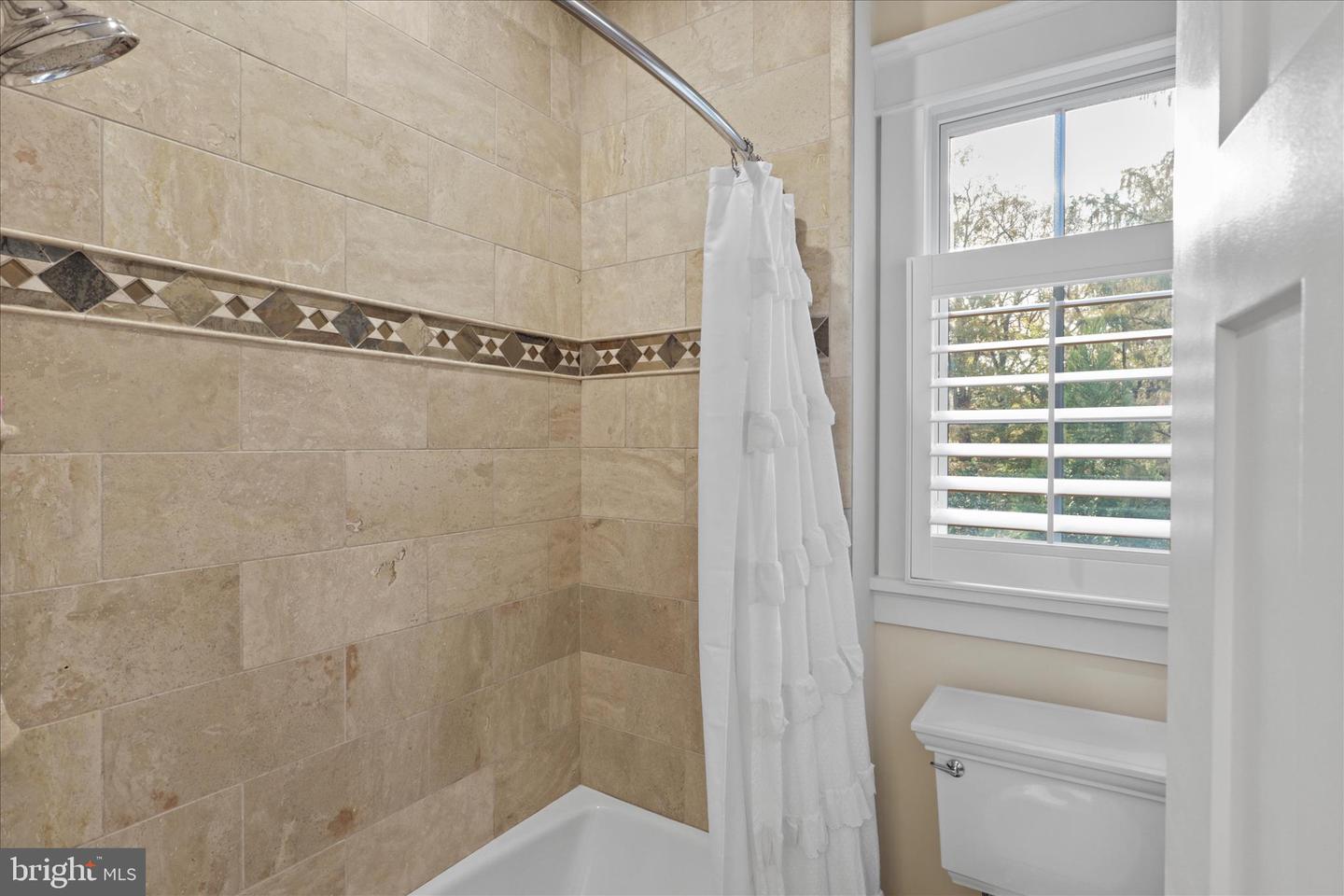 3601 27TH ST N, ARLINGTON, Virginia 22207, 5 Bedrooms Bedrooms, 20 Rooms Rooms,4 BathroomsBathrooms,Residential,For sale,3601 27TH ST N,VAAR2065238 MLS # VAAR2065238 3601 27TH ST N, ARLINGTON, Virginia 22207, 5 Bedrooms Bedrooms, 20 Rooms Rooms,4 BathroomsBathrooms,Residential,For sale,3601 27TH ST N,VAAR2065238 MLS # VAAR2065238