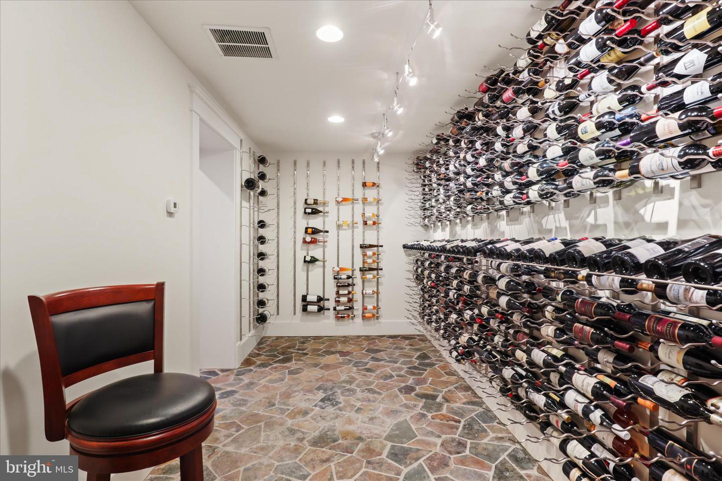 3601 27TH ST N, ARLINGTON, Virginia 22207, 5 Bedrooms Bedrooms, 20 Rooms Rooms,4 BathroomsBathrooms,Residential,For sale,3601 27TH ST N,VAAR2065238 MLS # VAAR2065238 3601 27TH ST N, ARLINGTON, Virginia 22207, 5 Bedrooms Bedrooms, 20 Rooms Rooms,4 BathroomsBathrooms,Residential,For sale,3601 27TH ST N,VAAR2065238 MLS # VAAR2065238