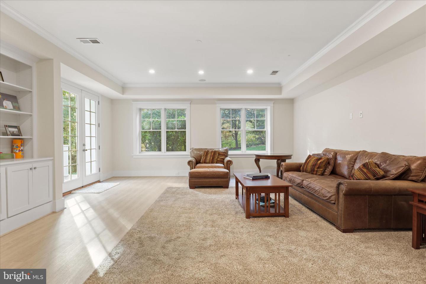 3601 27TH ST N, ARLINGTON, Virginia 22207, 5 Bedrooms Bedrooms, 20 Rooms Rooms,4 BathroomsBathrooms,Residential,For sale,3601 27TH ST N,VAAR2065238 MLS # VAAR2065238 3601 27TH ST N, ARLINGTON, Virginia 22207, 5 Bedrooms Bedrooms, 20 Rooms Rooms,4 BathroomsBathrooms,Residential,For sale,3601 27TH ST N,VAAR2065238 MLS # VAAR2065238