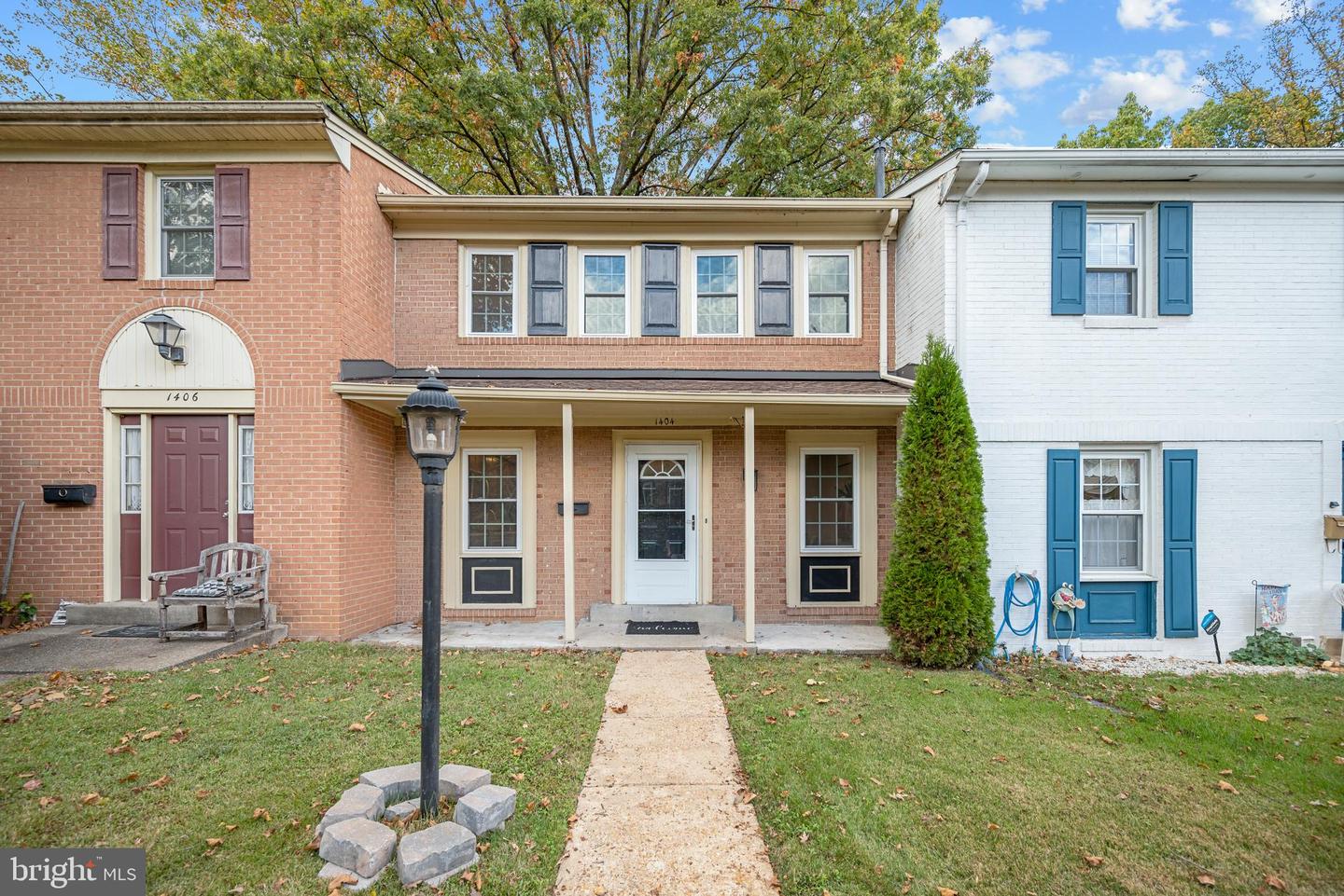 1404 MILBANK RD, WOODBRIDGE, Virginia 22191, 4 Bedrooms Bedrooms, ,3 BathroomsBathrooms,Residential,For sale,1404 MILBANK RD,VAPW2106596 MLS # VAPW2106596 1404 MILBANK RD, WOODBRIDGE, Virginia 22191, 4 Bedrooms Bedrooms, ,3 BathroomsBathrooms,Residential,For sale,1404 MILBANK RD,VAPW2106596 MLS # VAPW2106596