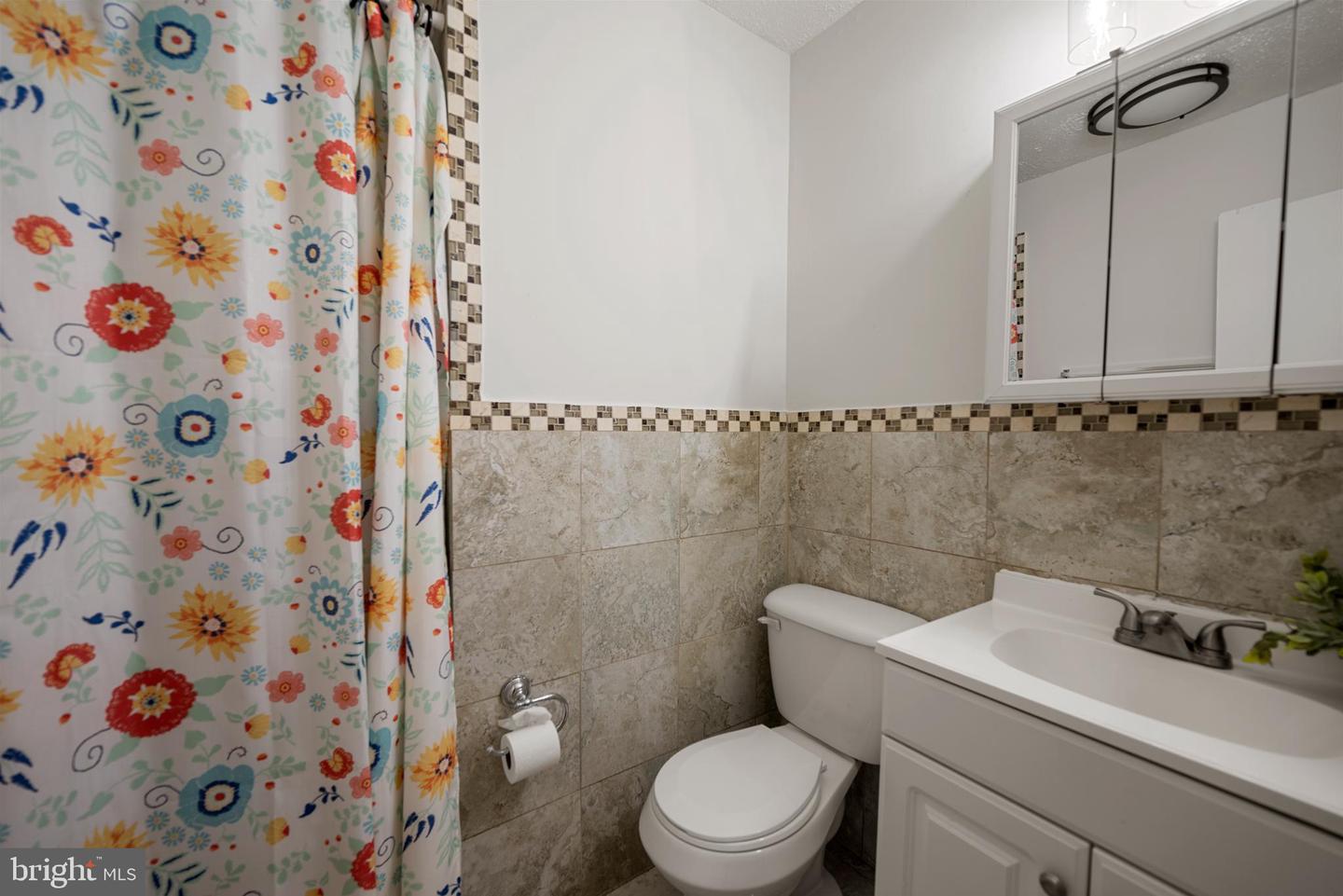 1404 MILBANK RD, WOODBRIDGE, Virginia 22191, 4 Bedrooms Bedrooms, ,3 BathroomsBathrooms,Residential,For sale,1404 MILBANK RD,VAPW2106596 MLS # VAPW2106596 1404 MILBANK RD, WOODBRIDGE, Virginia 22191, 4 Bedrooms Bedrooms, ,3 BathroomsBathrooms,Residential,For sale,1404 MILBANK RD,VAPW2106596 MLS # VAPW2106596