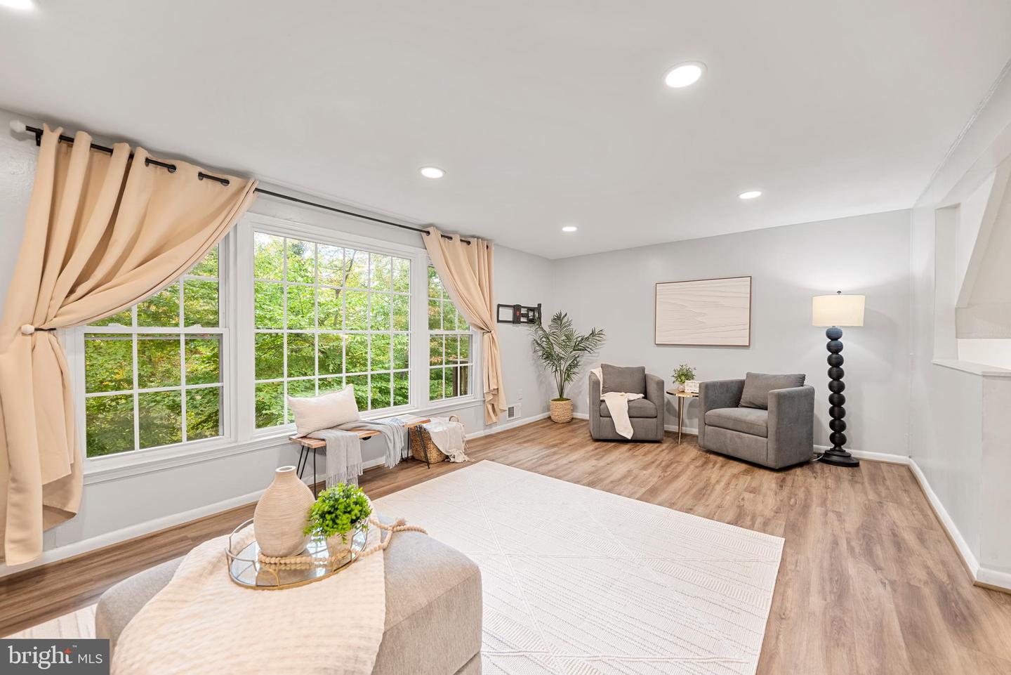 1404 MILBANK RD, WOODBRIDGE, Virginia 22191, 4 Bedrooms Bedrooms, ,3 BathroomsBathrooms,Residential,For sale,1404 MILBANK RD,VAPW2106596 MLS # VAPW2106596 1404 MILBANK RD, WOODBRIDGE, Virginia 22191, 4 Bedrooms Bedrooms, ,3 BathroomsBathrooms,Residential,For sale,1404 MILBANK RD,VAPW2106596 MLS # VAPW2106596