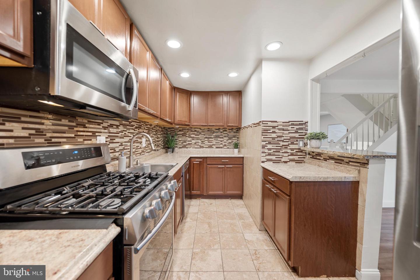 1404 MILBANK RD, WOODBRIDGE, Virginia 22191, 4 Bedrooms Bedrooms, ,3 BathroomsBathrooms,Residential,For sale,1404 MILBANK RD,VAPW2106596 MLS # VAPW2106596 1404 MILBANK RD, WOODBRIDGE, Virginia 22191, 4 Bedrooms Bedrooms, ,3 BathroomsBathrooms,Residential,For sale,1404 MILBANK RD,VAPW2106596 MLS # VAPW2106596