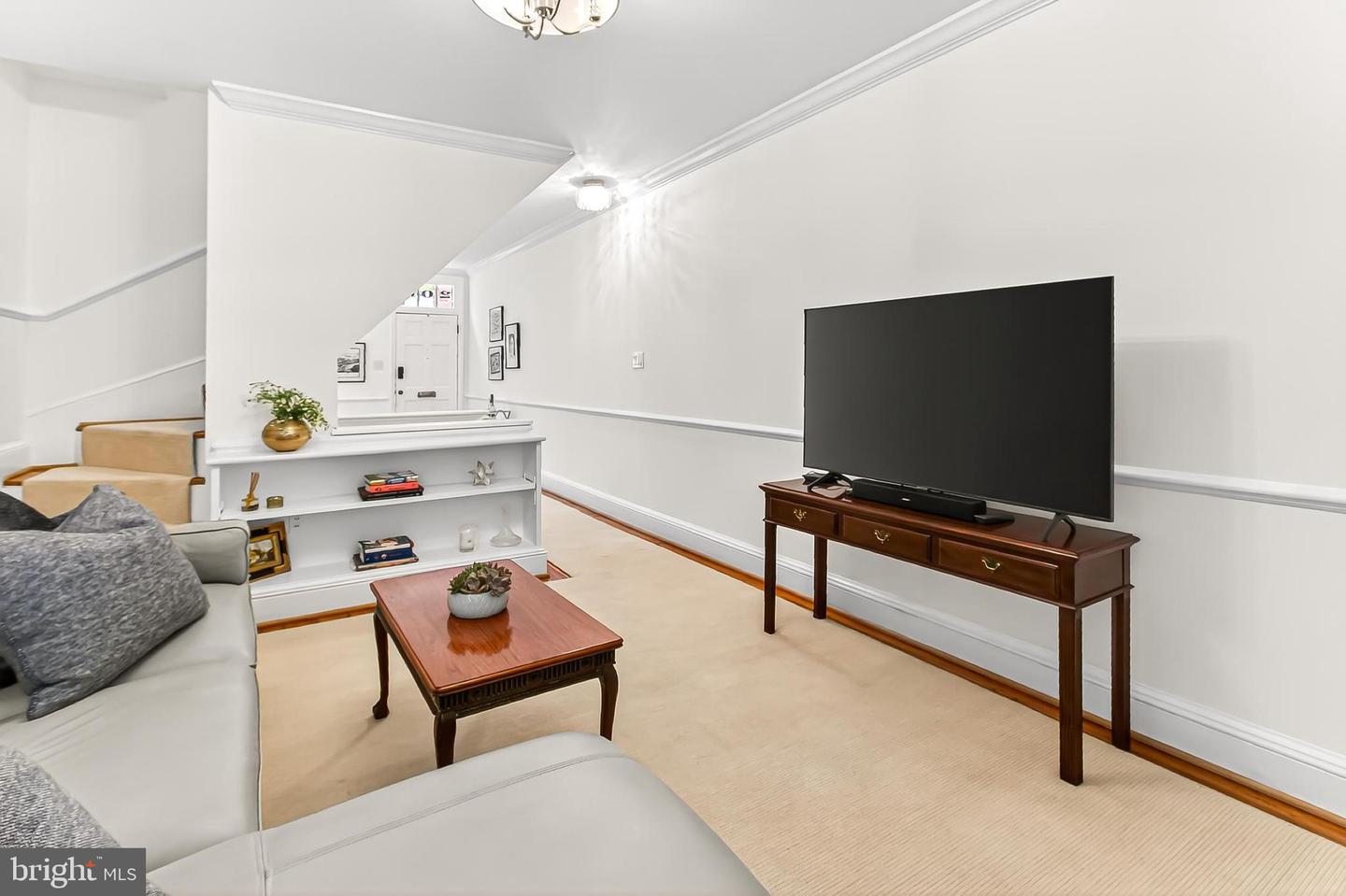 208 S LEE ST, ALEXANDRIA, Virginia 22314, 2 Bedrooms Bedrooms, ,1 BathroomBathrooms,Residential,For sale,208 S LEE ST,VAAX2051162 MLS # VAAX2051162