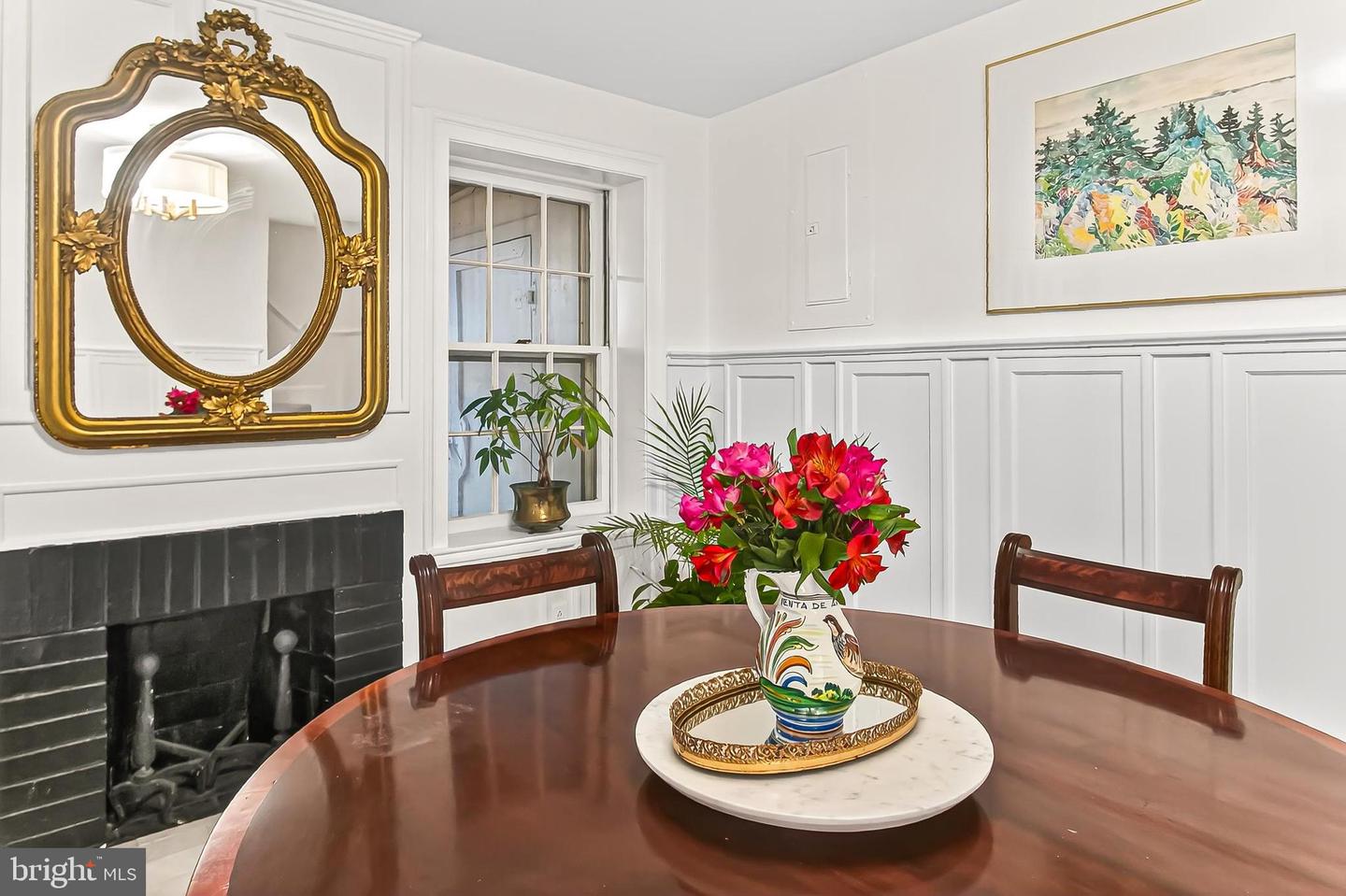 208 S LEE ST, ALEXANDRIA, Virginia 22314, 2 Bedrooms Bedrooms, ,1 BathroomBathrooms,Residential,For sale,208 S LEE ST,VAAX2051162 MLS # VAAX2051162