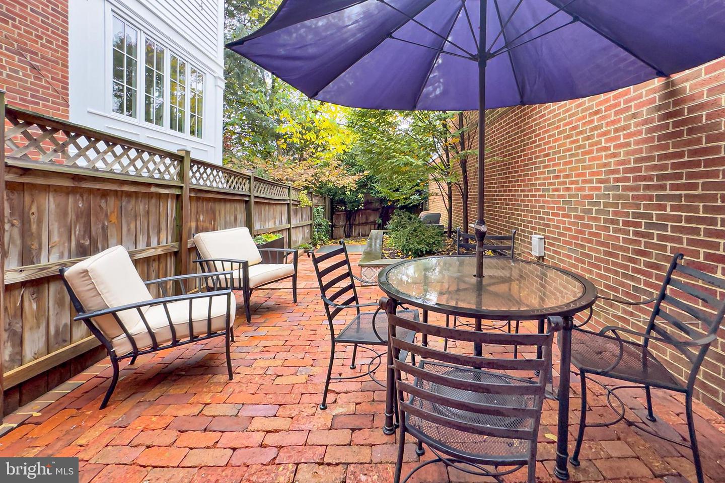 208 S LEE ST, ALEXANDRIA, Virginia 22314, 2 Bedrooms Bedrooms, ,1 BathroomBathrooms,Residential,For sale,208 S LEE ST,VAAX2051162 MLS # VAAX2051162