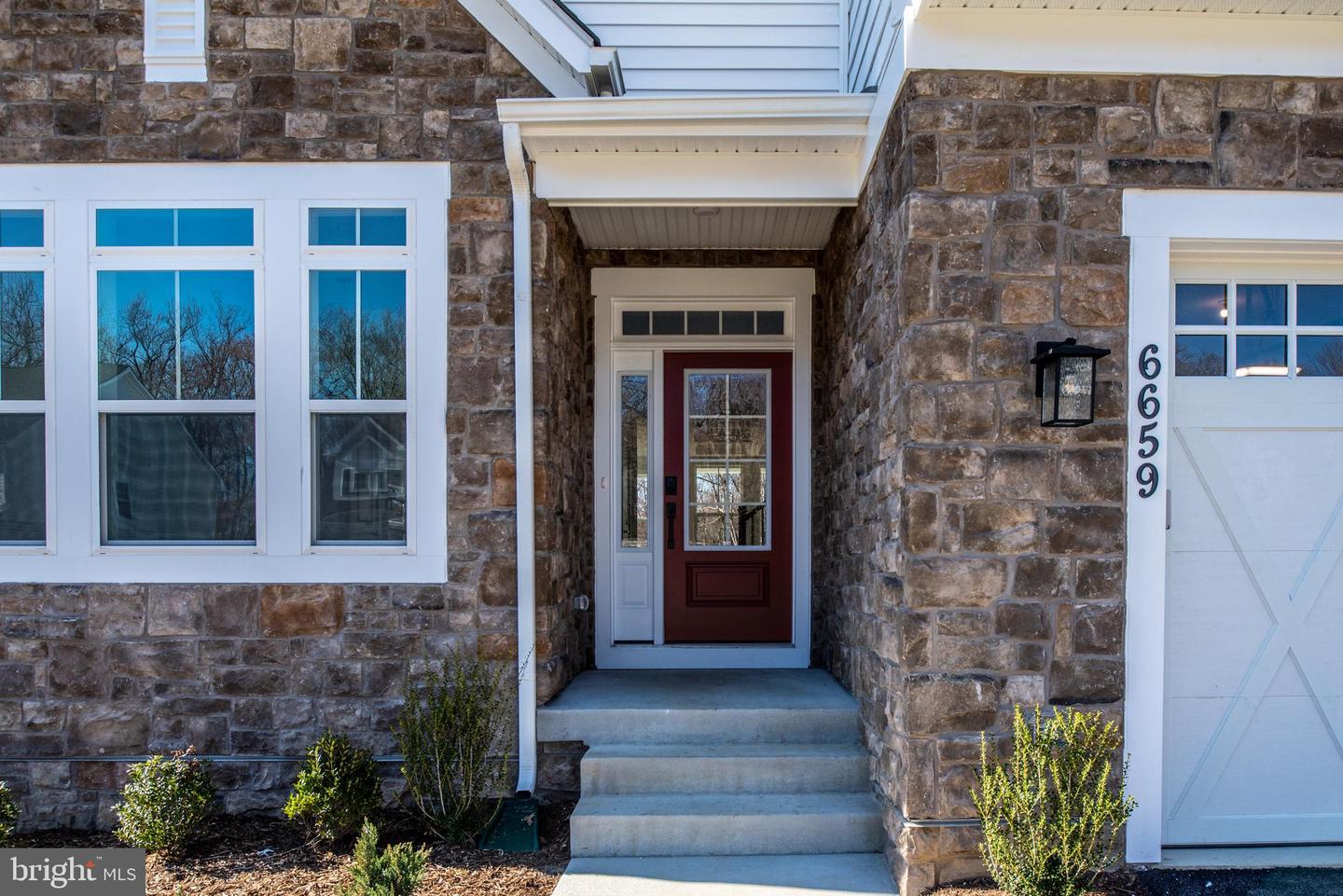 8761 SOUTHERN OAKS PL, LORTON, Virginia 22079, 6 Bedrooms Bedrooms, ,5 BathroomsBathrooms,Residential,For sale,8761 SOUTHERN OAKS PL,VAFX2276532 MLS # VAFX2276532 8761 SOUTHERN OAKS PL, LORTON, Virginia 22079, 6 Bedrooms Bedrooms, ,5 BathroomsBathrooms,Residential,For sale,8761 SOUTHERN OAKS PL,VAFX2276532 MLS # VAFX2276532