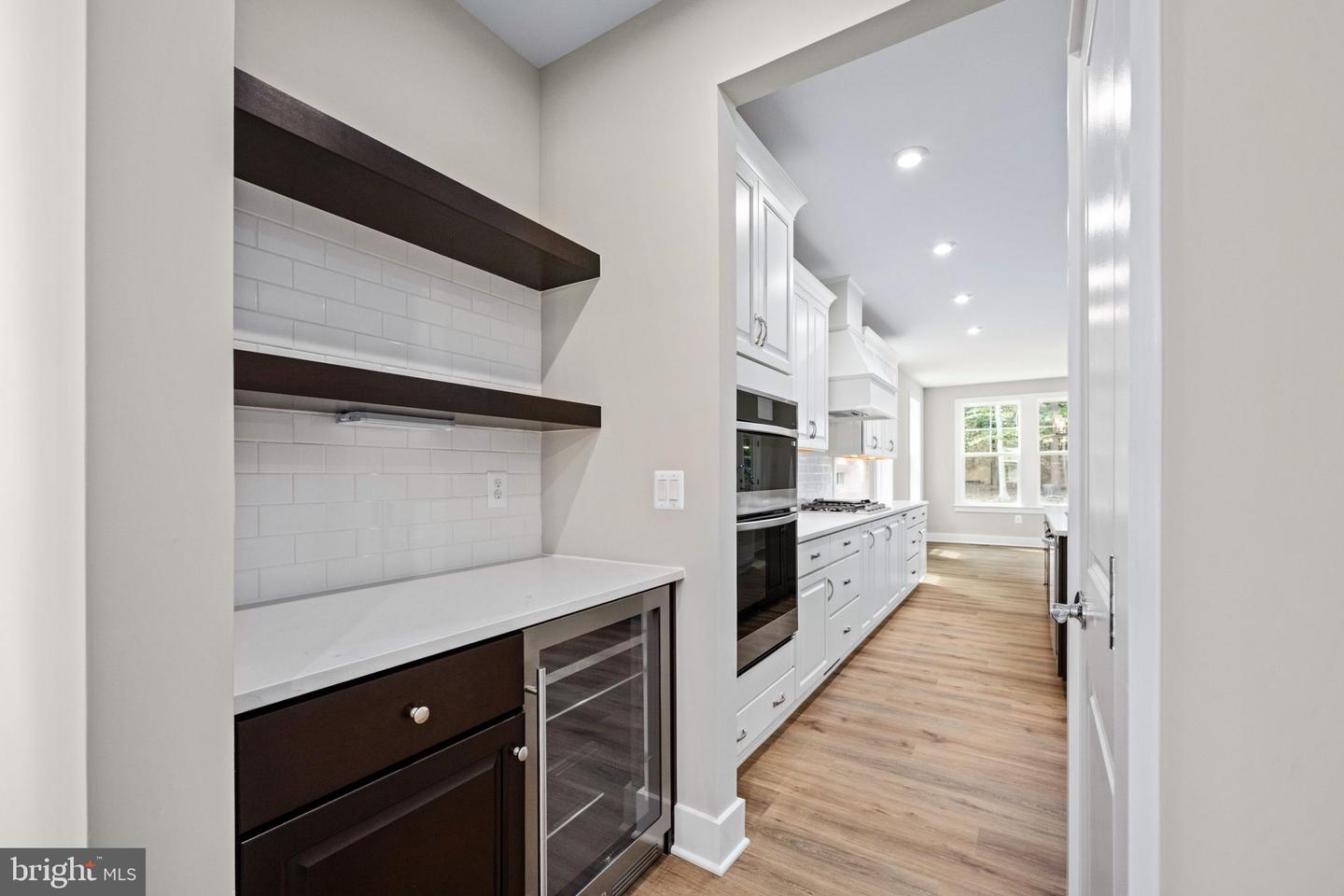 8761 SOUTHERN OAKS PL, LORTON, Virginia 22079, 6 Bedrooms Bedrooms, ,5 BathroomsBathrooms,Residential,For sale,8761 SOUTHERN OAKS PL,VAFX2276532 MLS # VAFX2276532 8761 SOUTHERN OAKS PL, LORTON, Virginia 22079, 6 Bedrooms Bedrooms, ,5 BathroomsBathrooms,Residential,For sale,8761 SOUTHERN OAKS PL,VAFX2276532 MLS # VAFX2276532