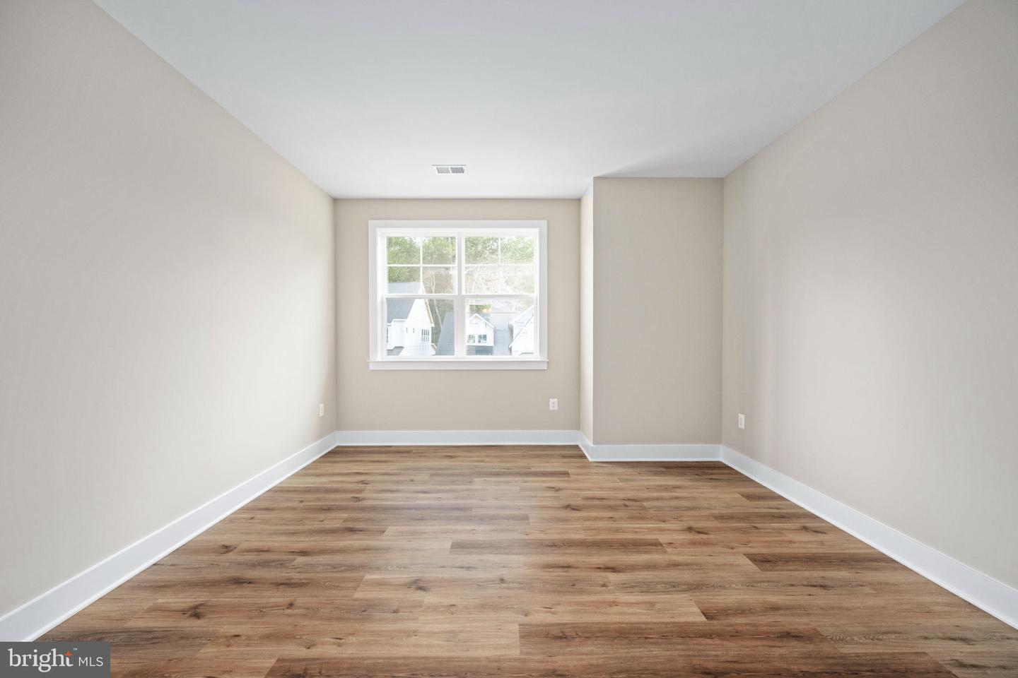 8761 SOUTHERN OAKS PL, LORTON, Virginia 22079, 6 Bedrooms Bedrooms, ,5 BathroomsBathrooms,Residential,For sale,8761 SOUTHERN OAKS PL,VAFX2276532 MLS # VAFX2276532 8761 SOUTHERN OAKS PL, LORTON, Virginia 22079, 6 Bedrooms Bedrooms, ,5 BathroomsBathrooms,Residential,For sale,8761 SOUTHERN OAKS PL,VAFX2276532 MLS # VAFX2276532