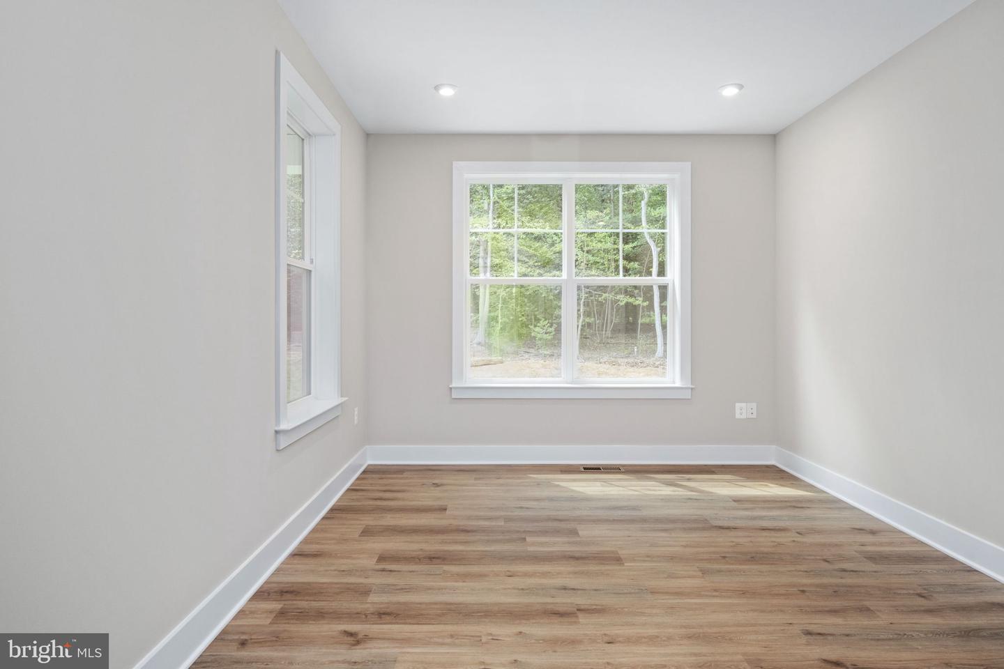 8761 SOUTHERN OAKS PL, LORTON, Virginia 22079, 6 Bedrooms Bedrooms, ,5 BathroomsBathrooms,Residential,For sale,8761 SOUTHERN OAKS PL,VAFX2276532 MLS # VAFX2276532 8761 SOUTHERN OAKS PL, LORTON, Virginia 22079, 6 Bedrooms Bedrooms, ,5 BathroomsBathrooms,Residential,For sale,8761 SOUTHERN OAKS PL,VAFX2276532 MLS # VAFX2276532