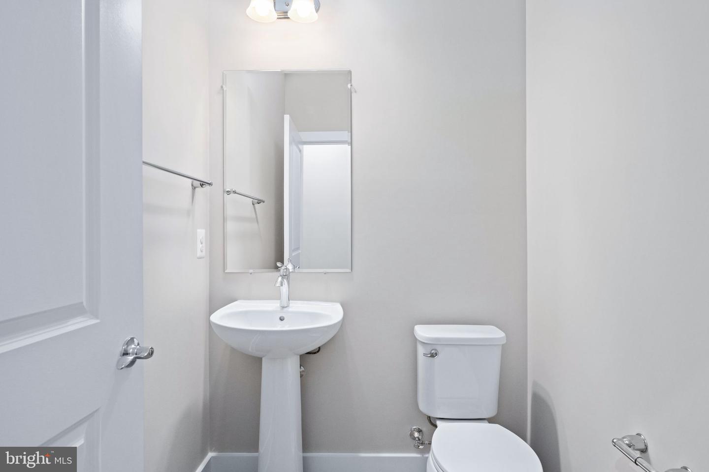 8761 SOUTHERN OAKS PL, LORTON, Virginia 22079, 6 Bedrooms Bedrooms, ,5 BathroomsBathrooms,Residential,For sale,8761 SOUTHERN OAKS PL,VAFX2276532 MLS # VAFX2276532 8761 SOUTHERN OAKS PL, LORTON, Virginia 22079, 6 Bedrooms Bedrooms, ,5 BathroomsBathrooms,Residential,For sale,8761 SOUTHERN OAKS PL,VAFX2276532 MLS # VAFX2276532