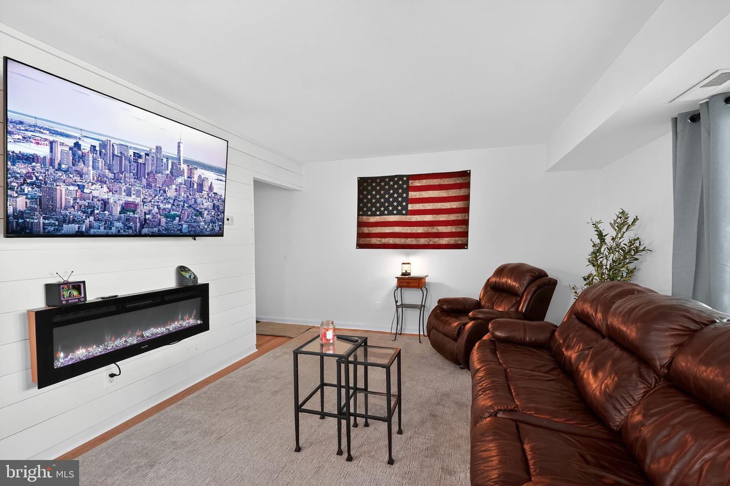 2821 KALMIA LEE CT #302, FALLS CHURCH, Virginia 22042, 1 Bedroom Bedrooms, ,1 BathroomBathrooms,Residential,For sale,2821 KALMIA LEE CT #302,VAFX2276788 MLS # VAFX2276788 2821 KALMIA LEE CT #302, FALLS CHURCH, Virginia 22042, 1 Bedroom Bedrooms, ,1 BathroomBathrooms,Residential,For sale,2821 KALMIA LEE CT #302,VAFX2276788 MLS # VAFX2276788