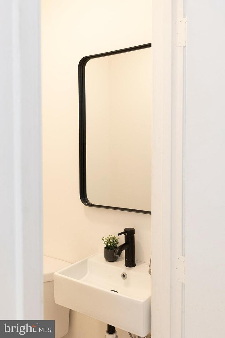 53 E LEE ST, WARRENTON, Virginia 20186, ,Land,For sale,53 E LEE ST,VAFQ2013418 MLS # VAFQ2013418