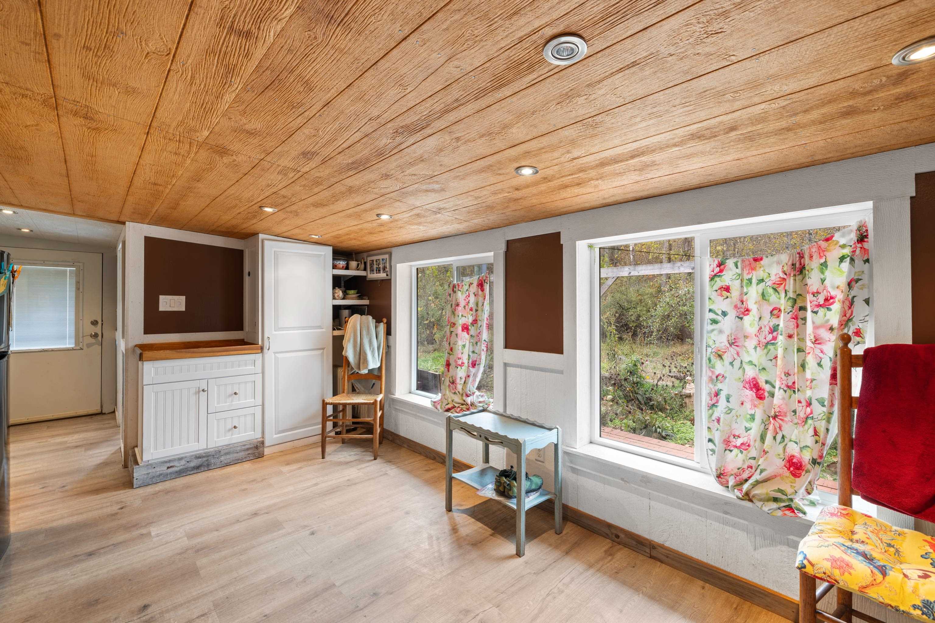 3441 W MIDLAND TRL, LEXINGTON, Virginia 24450, ,Land,3441 W MIDLAND TRL,670752 MLS # 670752 3441 W MIDLAND TRL, LEXINGTON, Virginia 24450, ,Land,3441 W MIDLAND TRL,670752 MLS # 670752