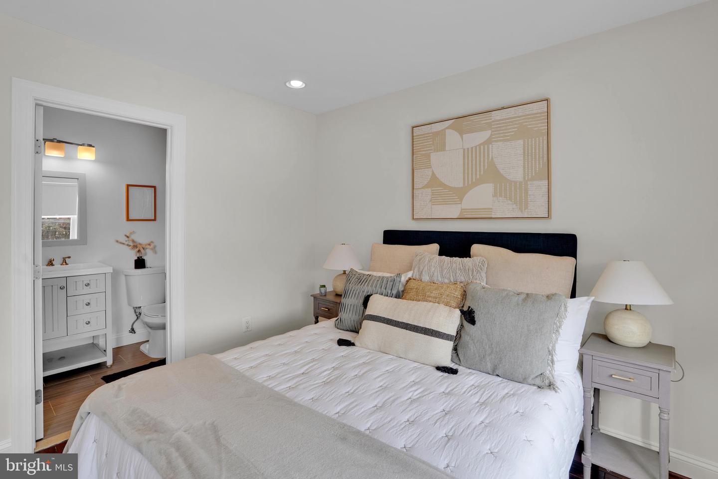 5132 7TH ST NW, WASHINGTON, District Of Columbia 20011, 3 Bedrooms Bedrooms, ,3 BathroomsBathrooms,Residential,For sale,5132 7TH ST NW,DCDC2230192 MLS # DCDC2230192 5132 7TH ST NW, WASHINGTON, District Of Columbia 20011, 3 Bedrooms Bedrooms, ,3 BathroomsBathrooms,Residential,For sale,5132 7TH ST NW,DCDC2230192 MLS # DCDC2230192