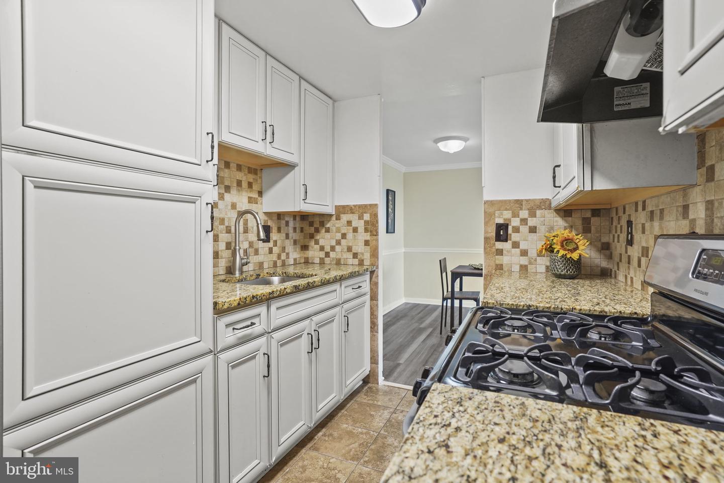 4600 DUKE ST #1231, ALEXANDRIA, Virginia 22304, 3 Bedrooms Bedrooms, ,2 BathroomsBathrooms,Residential,For sale,4600 DUKE ST #1231,VAAX2051474 MLS # VAAX2051474 4600 DUKE ST #1231, ALEXANDRIA, Virginia 22304, 3 Bedrooms Bedrooms, ,2 BathroomsBathrooms,Residential,For sale,4600 DUKE ST #1231,VAAX2051474 MLS # VAAX2051474