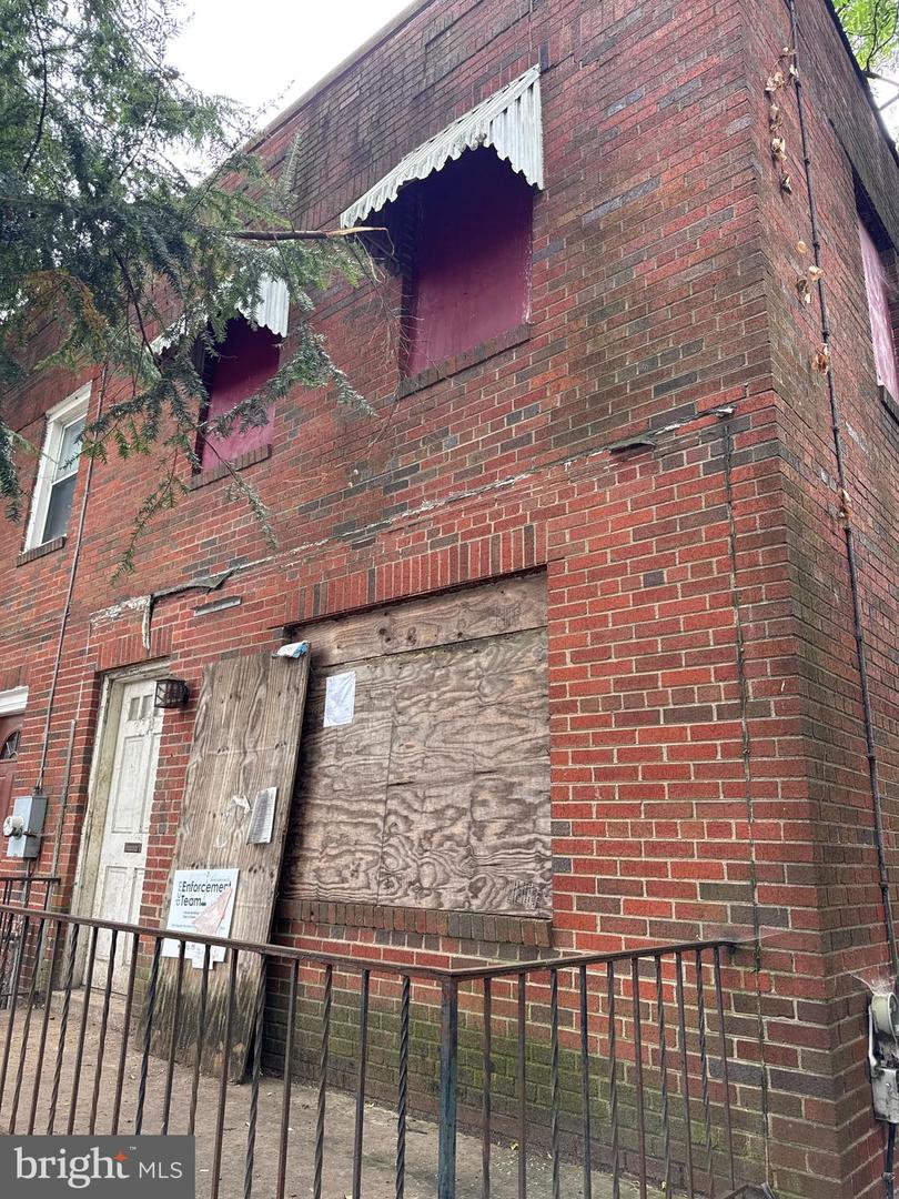 715 31ST ST SE, WASHINGTON, District Of Columbia 20019, ,Residential,For sale,715 31ST ST SE,DCDC2230270 MLS # DCDC2230270 715 31ST ST SE, WASHINGTON, District Of Columbia 20019, ,Residential,For sale,715 31ST ST SE,DCDC2230270 MLS # DCDC2230270