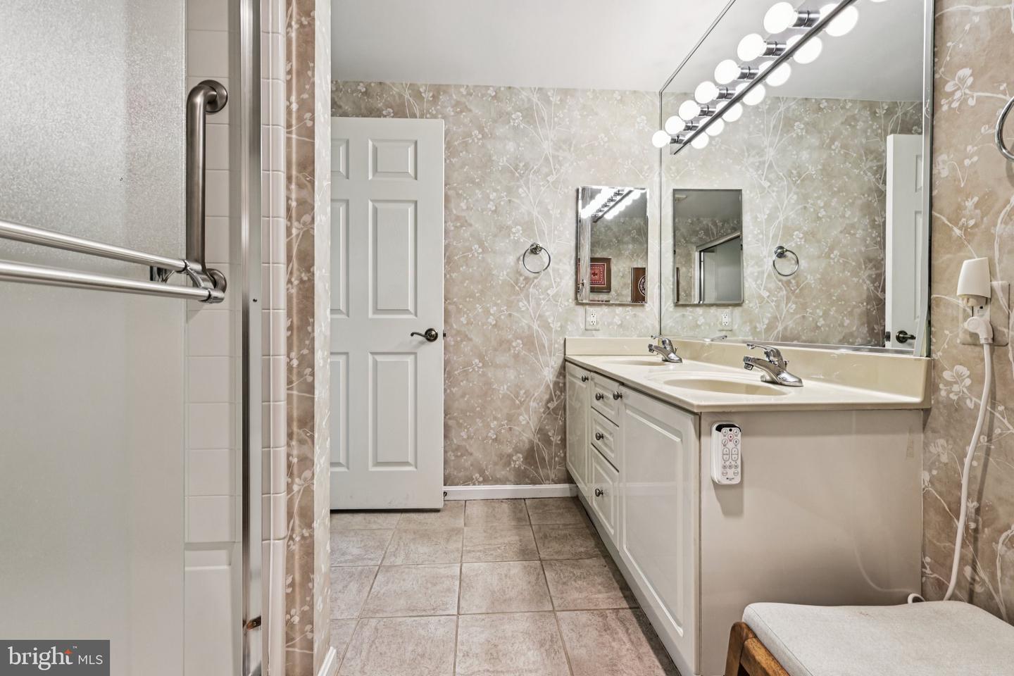 19375 CYPRESS RIDGE #708, LEESBURG, Virginia 20176, 2 Bedrooms Bedrooms, 10 Rooms Rooms,2 BathroomsBathrooms,Residential,For sale,19375 CYPRESS RIDGE #708,VALO2110470 MLS # VALO2110470 19375 CYPRESS RIDGE #708, LEESBURG, Virginia 20176, 2 Bedrooms Bedrooms, 10 Rooms Rooms,2 BathroomsBathrooms,Residential,For sale,19375 CYPRESS RIDGE #708,VALO2110470 MLS # VALO2110470