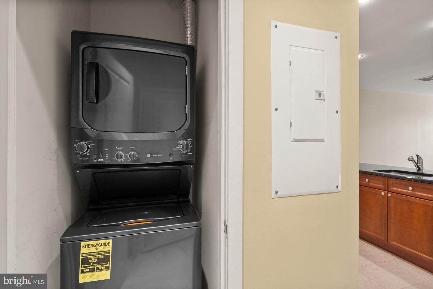 181 E REED AVE #206, ALEXANDRIA, Virginia 22305, 1 Bedroom Bedrooms, ,1 BathroomBathrooms,Residential,For sale,181 E REED AVE #206,VAAX2051482 MLS # VAAX2051482 181 E REED AVE #206, ALEXANDRIA, Virginia 22305, 1 Bedroom Bedrooms, ,1 BathroomBathrooms,Residential,For sale,181 E REED AVE #206,VAAX2051482 MLS # VAAX2051482