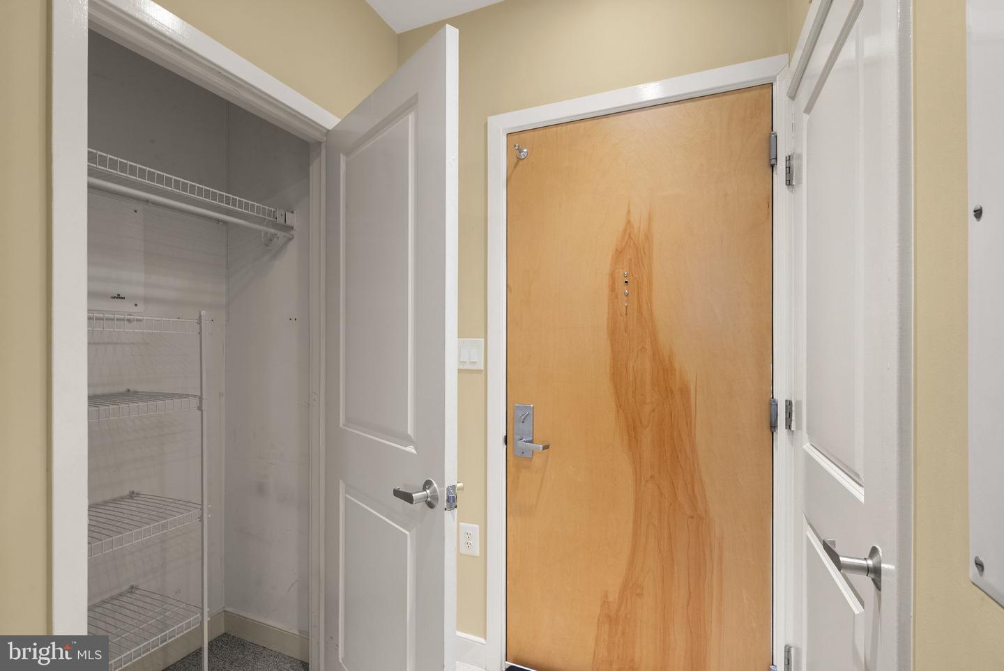 181 E REED AVE #206, ALEXANDRIA, Virginia 22305, 1 Bedroom Bedrooms, ,1 BathroomBathrooms,Residential,For sale,181 E REED AVE #206,VAAX2051482 MLS # VAAX2051482 181 E REED AVE #206, ALEXANDRIA, Virginia 22305, 1 Bedroom Bedrooms, ,1 BathroomBathrooms,Residential,For sale,181 E REED AVE #206,VAAX2051482 MLS # VAAX2051482