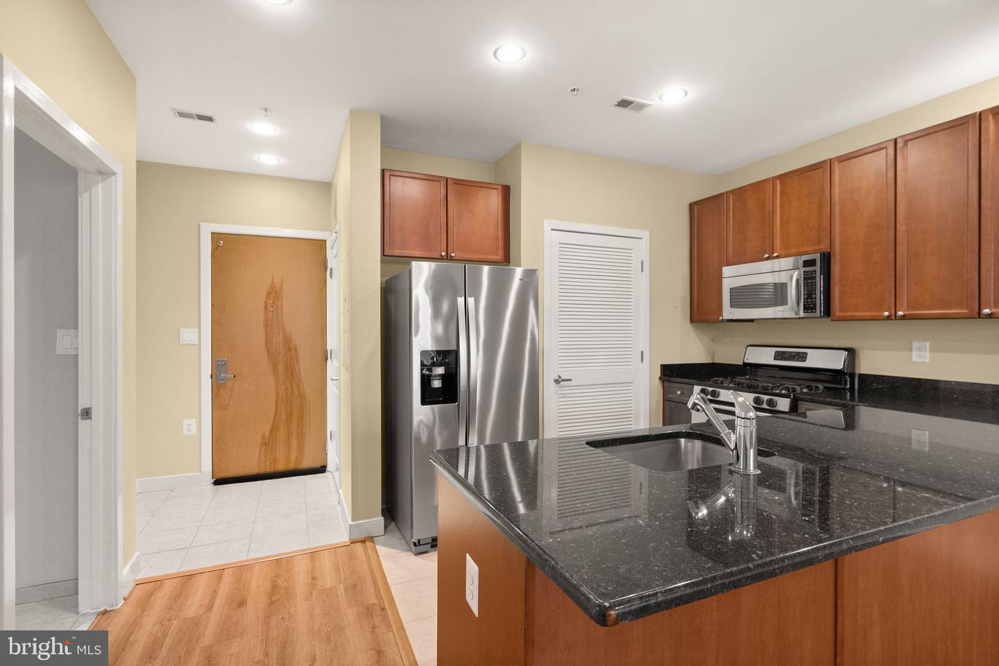 181 E REED AVE #206, ALEXANDRIA, Virginia 22305, 1 Bedroom Bedrooms, ,1 BathroomBathrooms,Residential,For sale,181 E REED AVE #206,VAAX2051482 MLS # VAAX2051482 181 E REED AVE #206, ALEXANDRIA, Virginia 22305, 1 Bedroom Bedrooms, ,1 BathroomBathrooms,Residential,For sale,181 E REED AVE #206,VAAX2051482 MLS # VAAX2051482