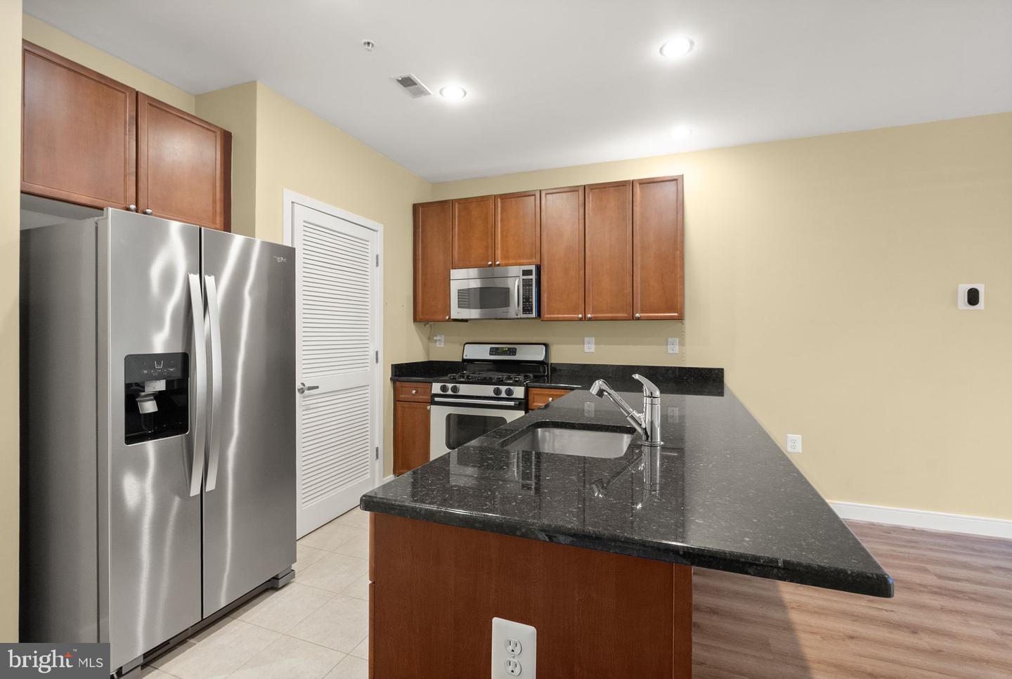 181 E REED AVE #206, ALEXANDRIA, Virginia 22305, 1 Bedroom Bedrooms, ,1 BathroomBathrooms,Residential,For sale,181 E REED AVE #206,VAAX2051482 MLS # VAAX2051482 181 E REED AVE #206, ALEXANDRIA, Virginia 22305, 1 Bedroom Bedrooms, ,1 BathroomBathrooms,Residential,For sale,181 E REED AVE #206,VAAX2051482 MLS # VAAX2051482