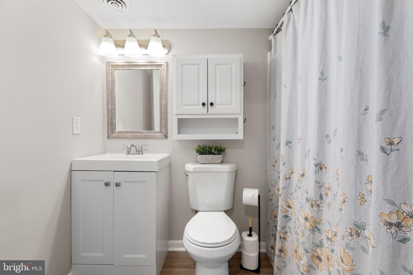 10403 DANIELS CT, SPOTSYLVANIA, Virginia 22553, 3 Bedrooms Bedrooms, 11 Rooms Rooms,3 BathroomsBathrooms,Residential,For sale,10403 DANIELS CT,VASP2037420 MLS # VASP2037420 10403 DANIELS CT, SPOTSYLVANIA, Virginia 22553, 3 Bedrooms Bedrooms, 11 Rooms Rooms,3 BathroomsBathrooms,Residential,For sale,10403 DANIELS CT,VASP2037420 MLS # VASP2037420