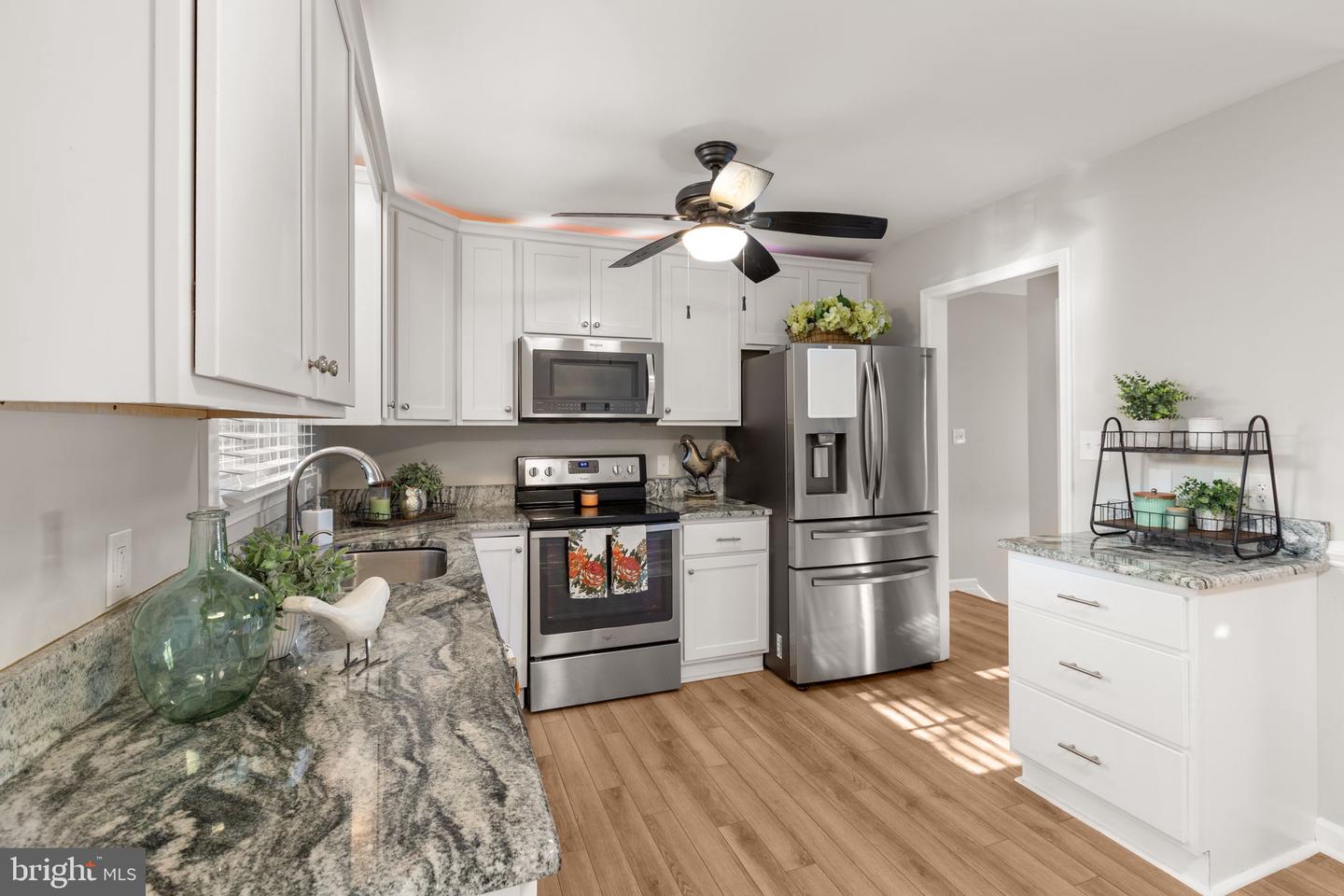 10403 DANIELS CT, SPOTSYLVANIA, Virginia 22553, 3 Bedrooms Bedrooms, 11 Rooms Rooms,3 BathroomsBathrooms,Residential,For sale,10403 DANIELS CT,VASP2037420 MLS # VASP2037420 10403 DANIELS CT, SPOTSYLVANIA, Virginia 22553, 3 Bedrooms Bedrooms, 11 Rooms Rooms,3 BathroomsBathrooms,Residential,For sale,10403 DANIELS CT,VASP2037420 MLS # VASP2037420