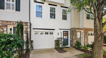 104 CAHILL DR, ALEXANDRIA, Virginia 22304, 3 Bedrooms Bedrooms, ,3 BathroomsBathrooms,Residential,For sale,104 CAHILL DR,VAAX2051488 MLS # VAAX2051488