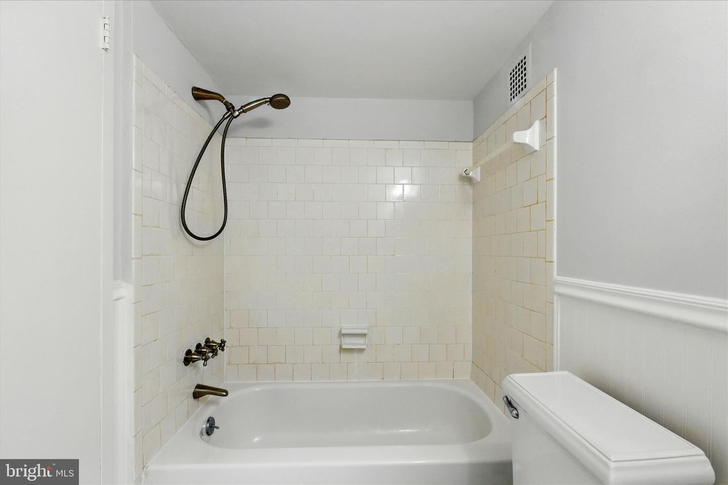 1225 MARTHA CUSTIS DR #919, ALEXANDRIA, Virginia 22302, 3 Bedrooms Bedrooms, ,2 BathroomsBathrooms,Residential,For sale,1225 MARTHA CUSTIS DR #919,VAAX2051490 MLS # VAAX2051490 1225 MARTHA CUSTIS DR #919, ALEXANDRIA, Virginia 22302, 3 Bedrooms Bedrooms, ,2 BathroomsBathrooms,Residential,For sale,1225 MARTHA CUSTIS DR #919,VAAX2051490 MLS # VAAX2051490