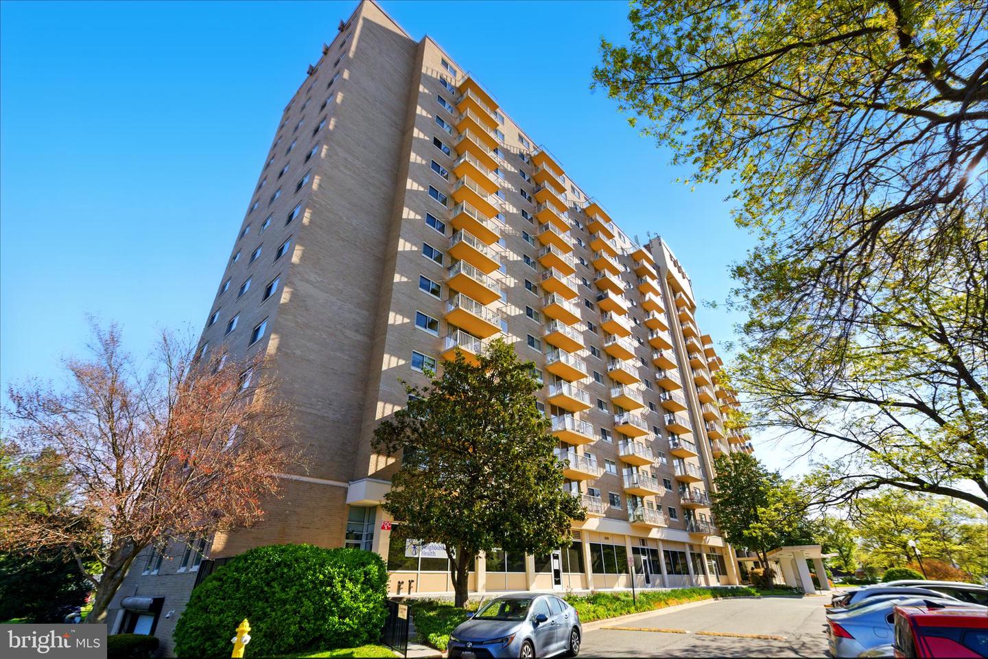 1225 MARTHA CUSTIS DR #919, ALEXANDRIA, Virginia 22302, 3 Bedrooms Bedrooms, ,2 BathroomsBathrooms,Residential,For sale,1225 MARTHA CUSTIS DR #919,VAAX2051490 MLS # VAAX2051490 1225 MARTHA CUSTIS DR #919, ALEXANDRIA, Virginia 22302, 3 Bedrooms Bedrooms, ,2 BathroomsBathrooms,Residential,For sale,1225 MARTHA CUSTIS DR #919,VAAX2051490 MLS # VAAX2051490