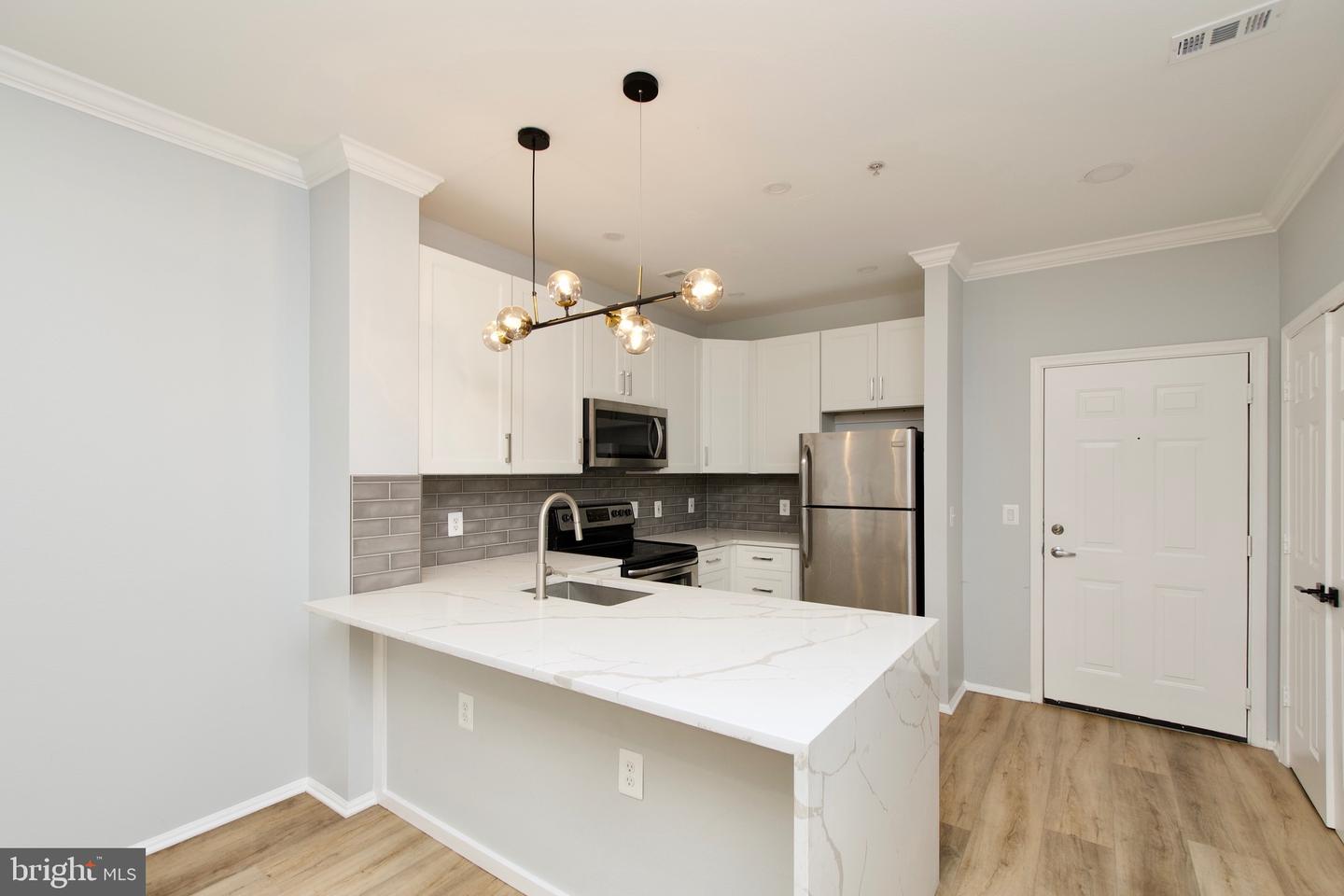 3003 NICOSH CIR #3106, FALLS CHURCH, Virginia 22042, 1 Bedroom Bedrooms, ,1 BathroomBathrooms,Residential,For sale,3003 NICOSH CIR #3106,VAFX2277618 MLS # VAFX2277618 3003 NICOSH CIR #3106, FALLS CHURCH, Virginia 22042, 1 Bedroom Bedrooms, ,1 BathroomBathrooms,Residential,For sale,3003 NICOSH CIR #3106,VAFX2277618 MLS # VAFX2277618