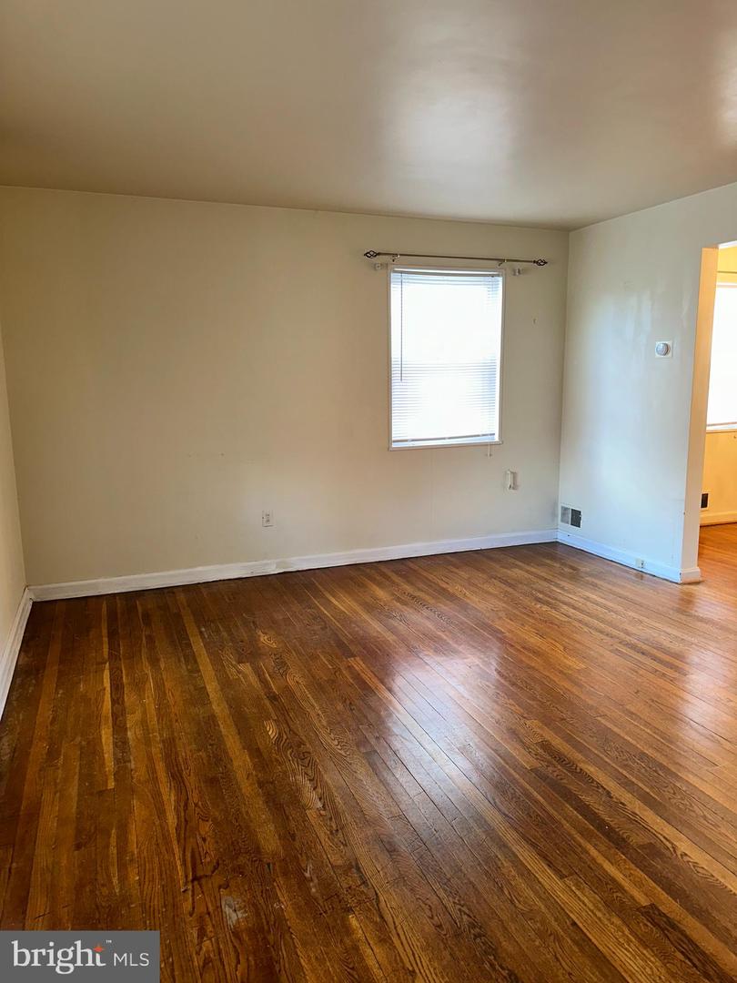 5024 10TH ST NE, WASHINGTON, District Of Columbia 20017, 3 Bedrooms Bedrooms, ,1 BathroomBathrooms,Residential,For sale,5024 10TH ST NE,DCDC2230344 MLS # DCDC2230344 5024 10TH ST NE, WASHINGTON, District Of Columbia 20017, 3 Bedrooms Bedrooms, ,1 BathroomBathrooms,Residential,For sale,5024 10TH ST NE,DCDC2230344 MLS # DCDC2230344