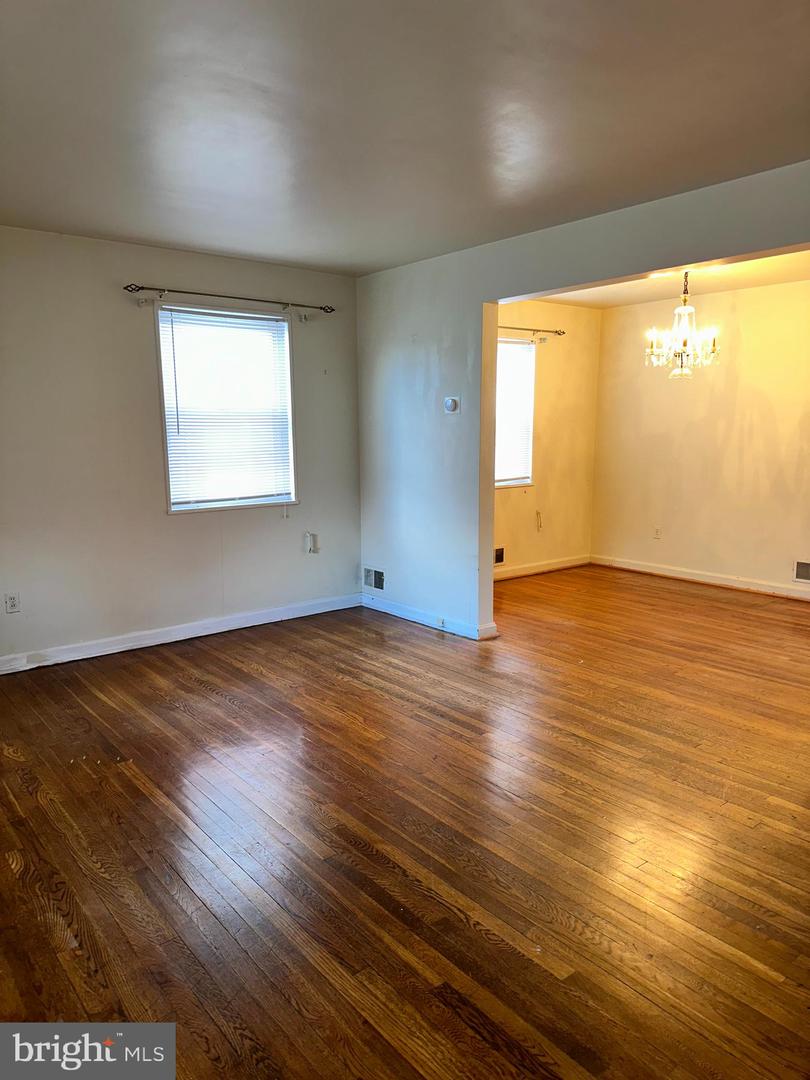 5024 10TH ST NE, WASHINGTON, District Of Columbia 20017, 3 Bedrooms Bedrooms, ,1 BathroomBathrooms,Residential,For sale,5024 10TH ST NE,DCDC2230344 MLS # DCDC2230344 5024 10TH ST NE, WASHINGTON, District Of Columbia 20017, 3 Bedrooms Bedrooms, ,1 BathroomBathrooms,Residential,For sale,5024 10TH ST NE,DCDC2230344 MLS # DCDC2230344