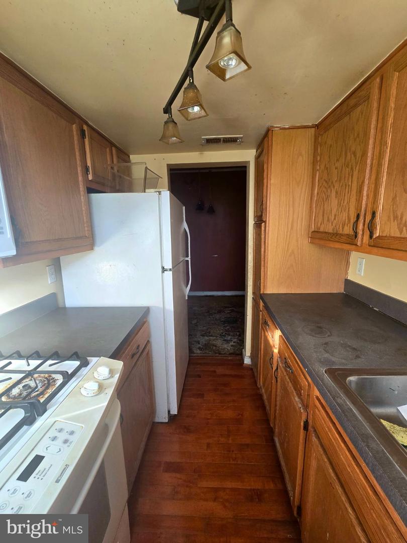 718 BRANDYWINE ST SE #B1, WASHINGTON, District Of Columbia 20032, 2 Bedrooms Bedrooms, 3 Rooms Rooms,1 BathroomBathrooms,Residential,For sale,718 BRANDYWINE ST SE #B1,DCDC2230364 MLS # DCDC2230364