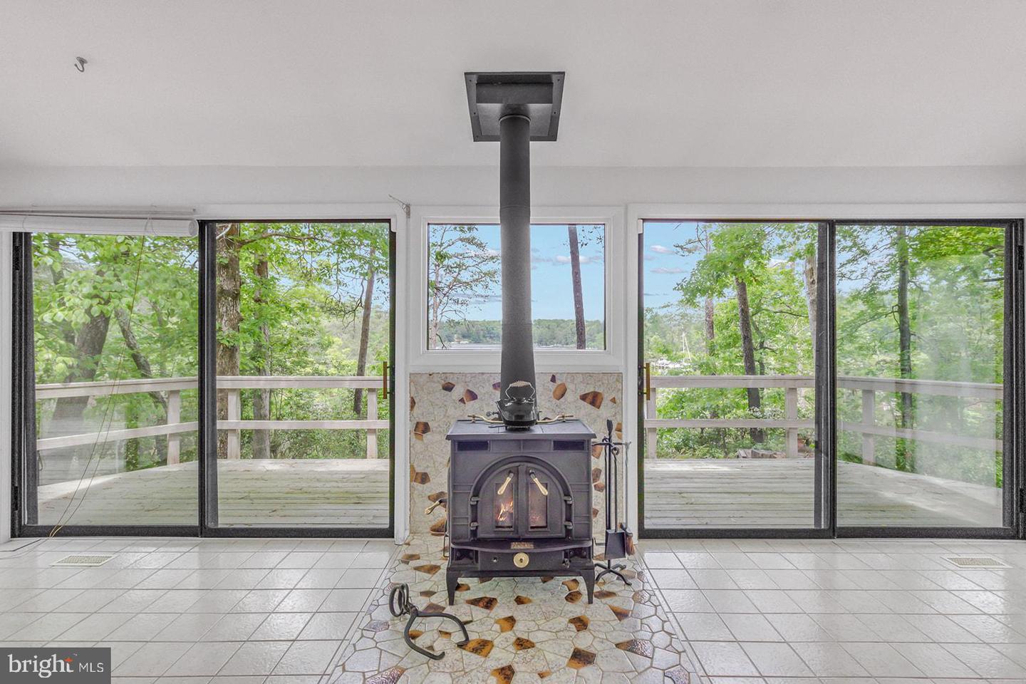 109 KINGFISHER CIRCLE, WEEMS, Virginia 22576, 3 Bedrooms Bedrooms, ,2 BathroomsBathrooms,Residential,For sale,109 KINGFISHER CIRCLE,VALV2000804 MLS # VALV2000804 109 KINGFISHER CIRCLE, WEEMS, Virginia 22576, 3 Bedrooms Bedrooms, ,2 BathroomsBathrooms,Residential,For sale,109 KINGFISHER CIRCLE,VALV2000804 MLS # VALV2000804